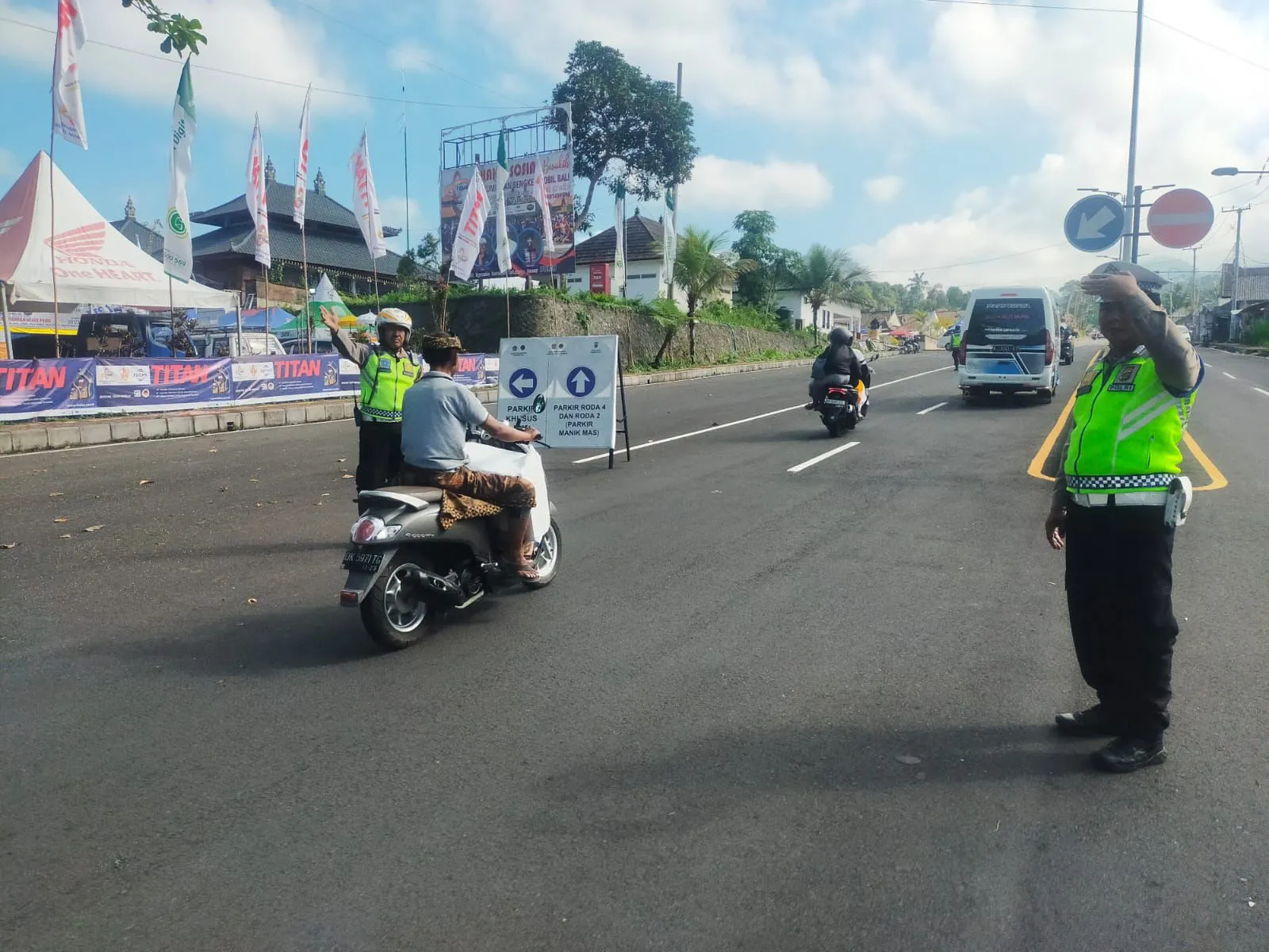 Satgas III Operasi Ketupat Agung 2024 Antisipasi Kepadatan Arus Lalu Lintas di Karangasem, Bali