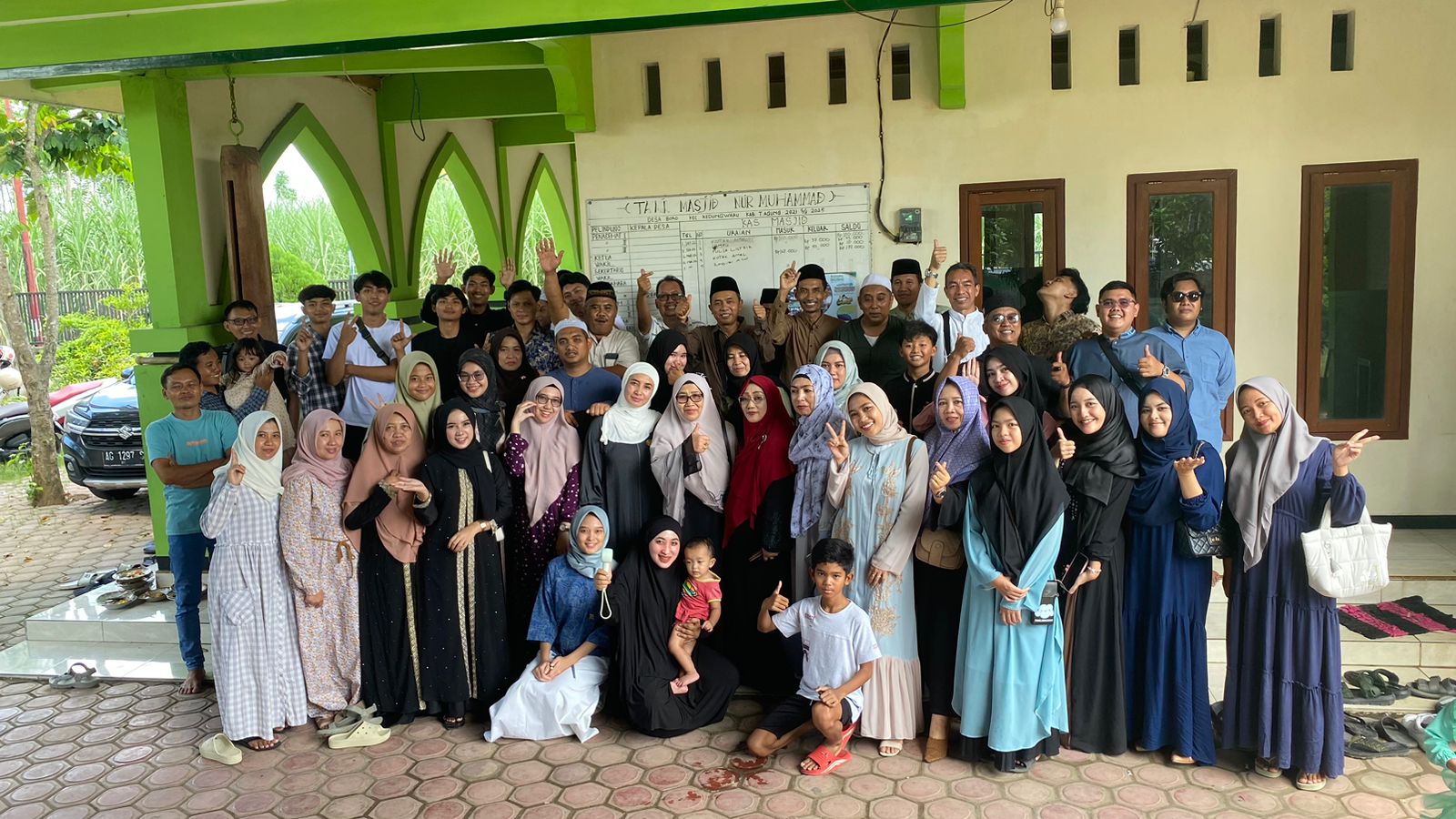 Acara Reoni dan Halal Bihalal Keluarga Boenyamin dan Mbah Tarmi
