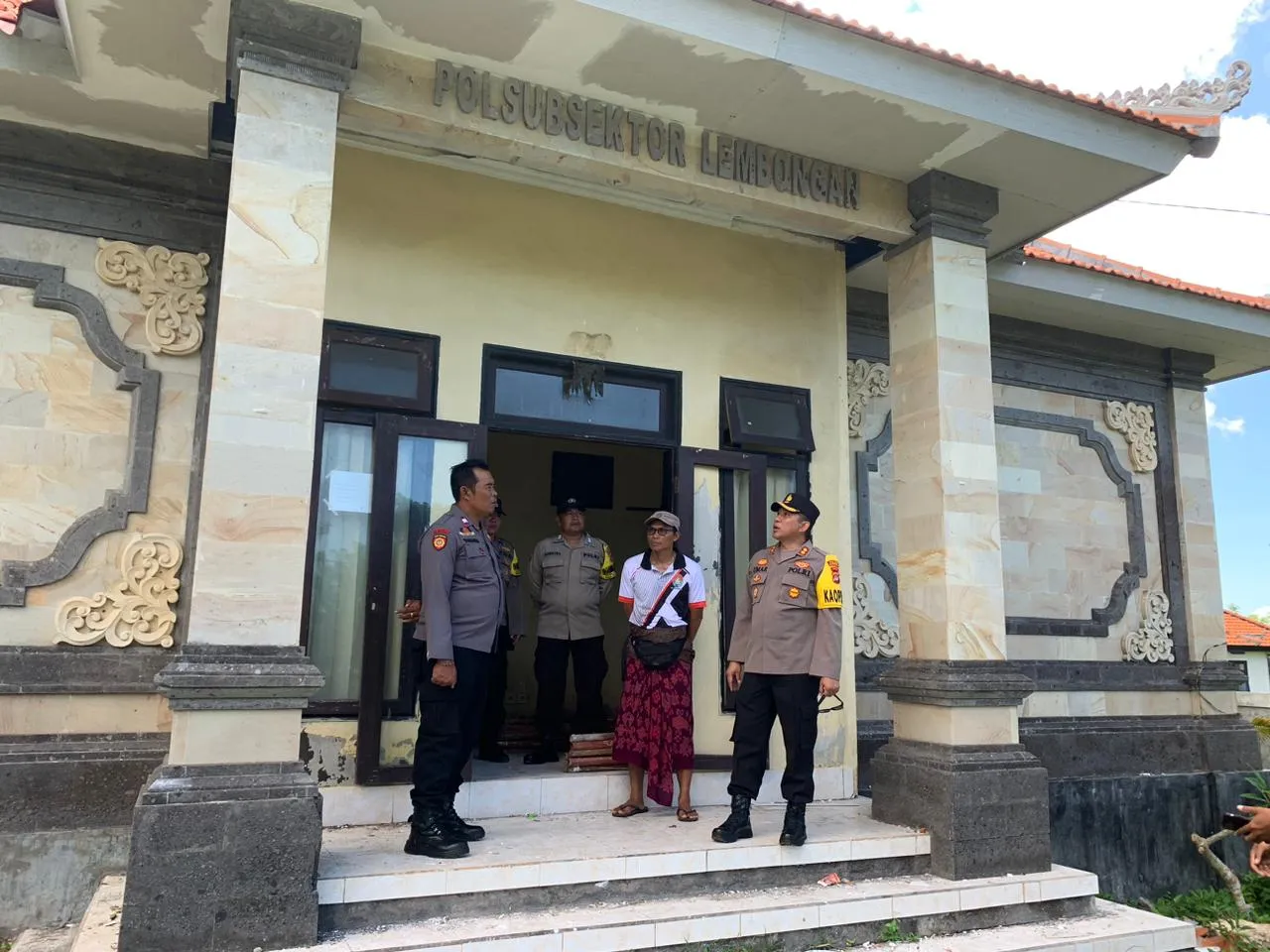 Kapolres Klungkung Lakukan Sidak Ke Pos Polsubsektor Lembongan, Tekankan Jaga Kebersihan Mako