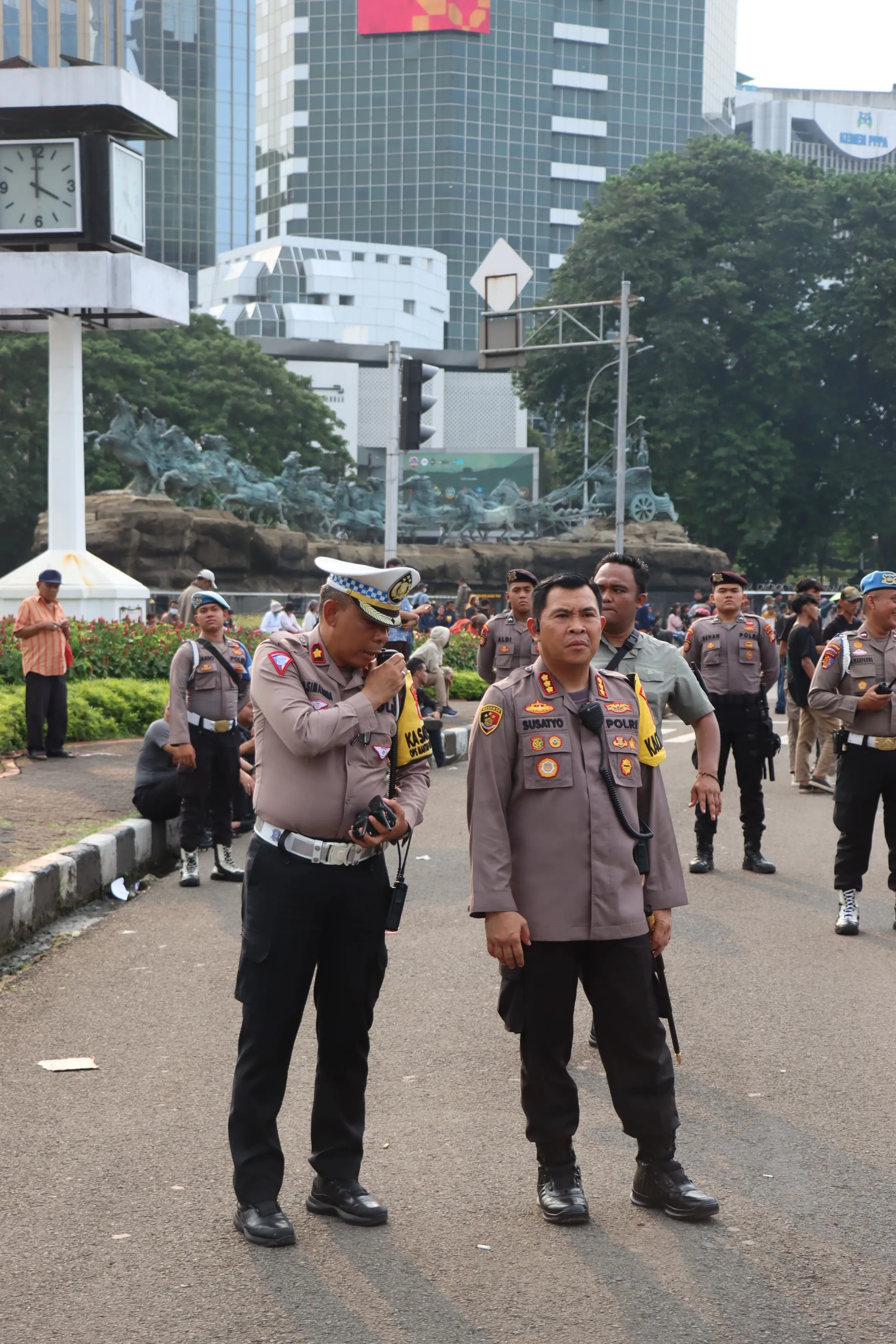 TNI - POLRI Terjunkan 2.713 Personil Gabungan, Siap Amankan Aksi Unjuk Rasa