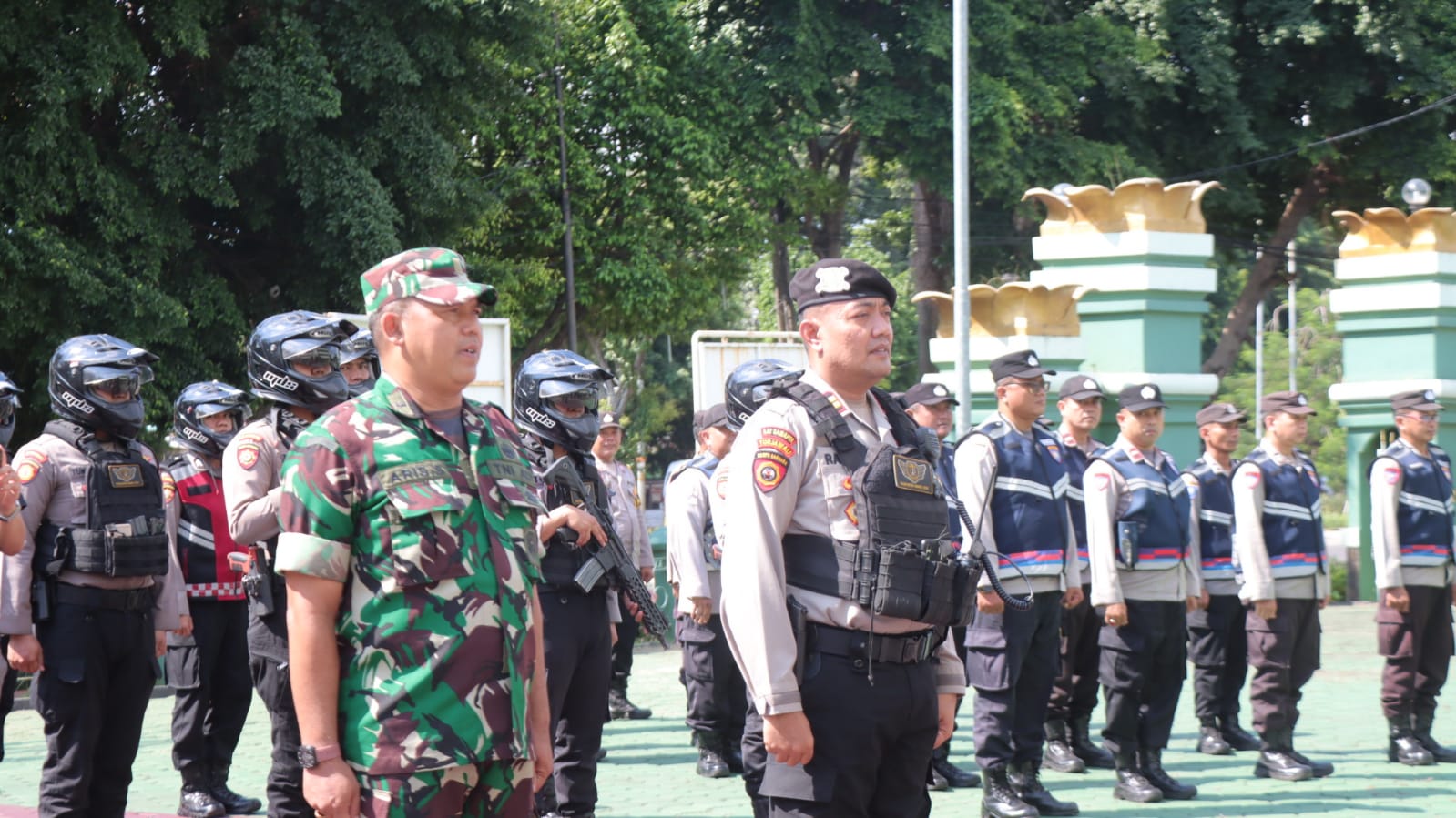 Patroli Bersama TNI-Polri Amankan Wilayah Jakarta Timur Yang kondusif