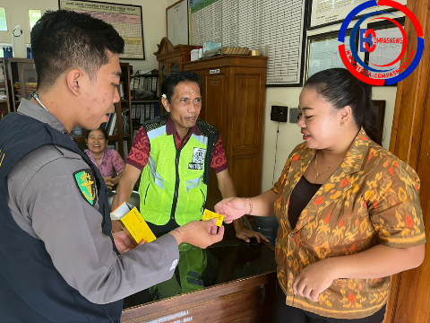 Bakti Sosial Polres Kawasan Bandara I Gusti Ngurah Rai, Meningkatkan Kesehatan Guru-Guru SMP Angkasa Tuban Kuta Badung