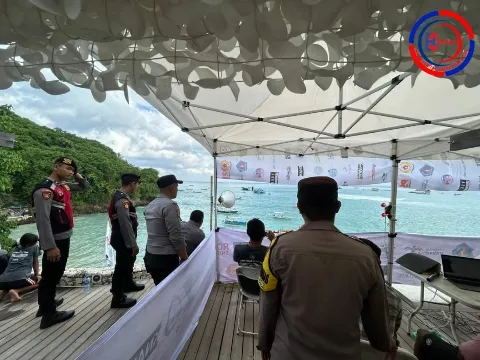 Lomba Selancar Ombak Tingkat Lokal Tahun 2024, Meriahkan Pantai Song Lambung Jungutbatu, Nusa Penida
