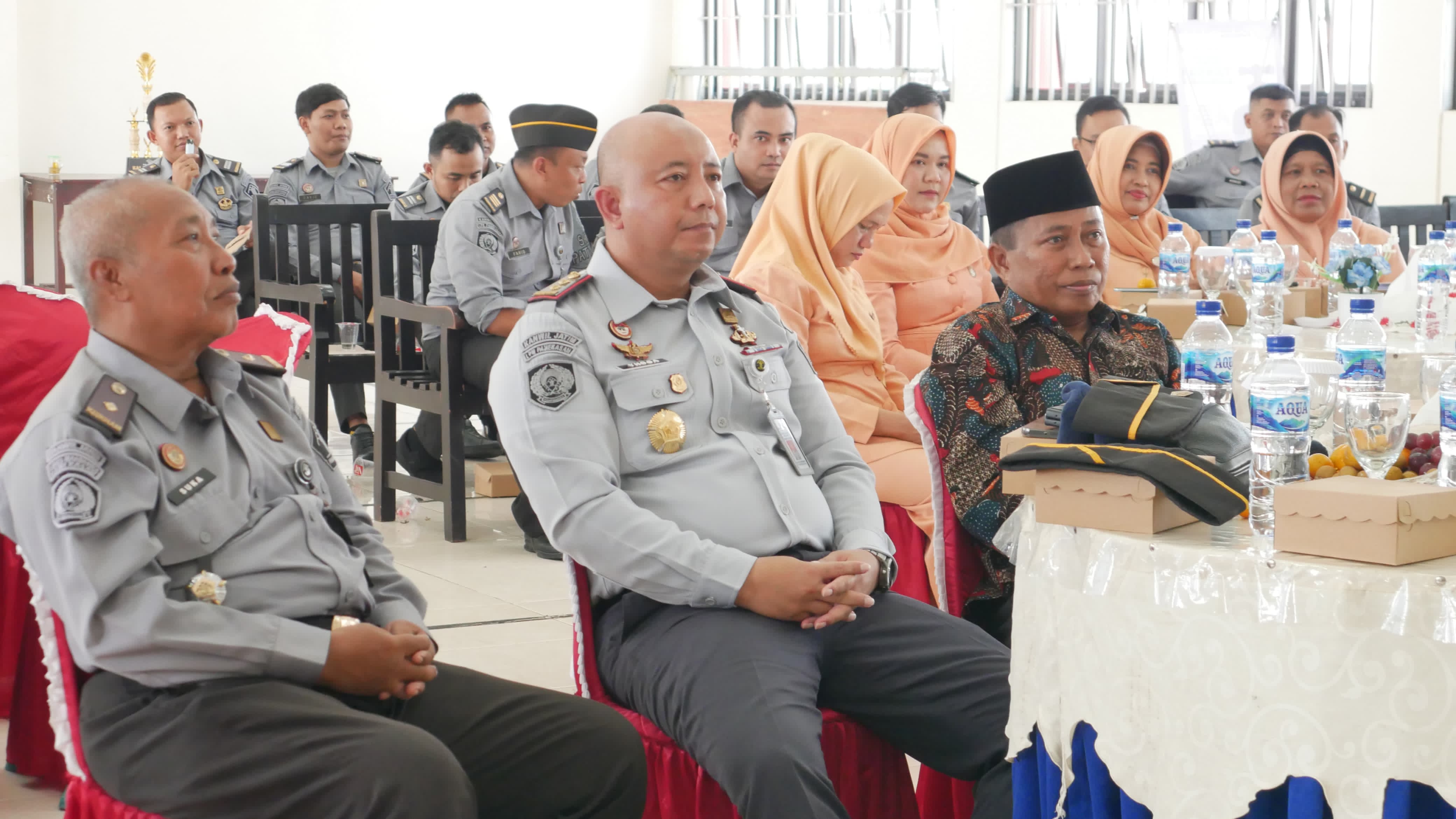 34 Tahun Mengabdi Lapas Narkotika Kelas IIA Pamekasan Kanwil Kemenkumham Jatim Lepas Satu Pegawai Terbaik Memasuki Purna Tugas