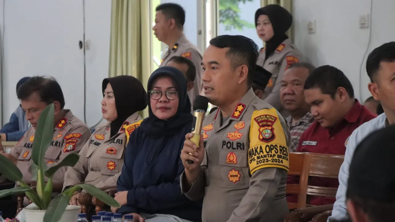 Polres Metro Jakarta Timur Laksanakan Giat Jumat Curhat Bersama Panti Bina Netra Cahaya Bathin
