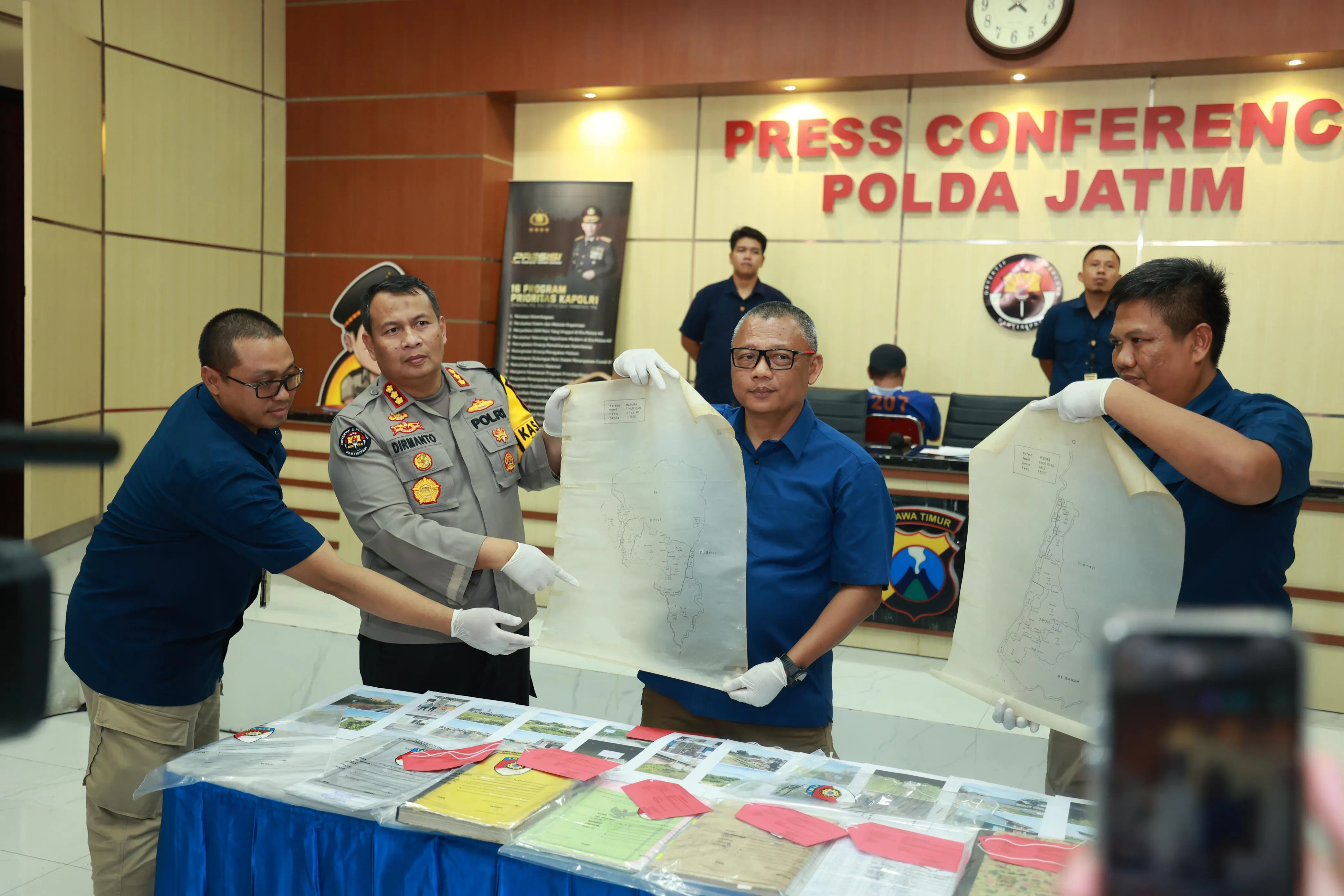 Polda Jatim Ungkap Ruislag TKD Rugikan Negara 114, 440 Milyar Rupiah Tetapkan 3 Orang Tersangka