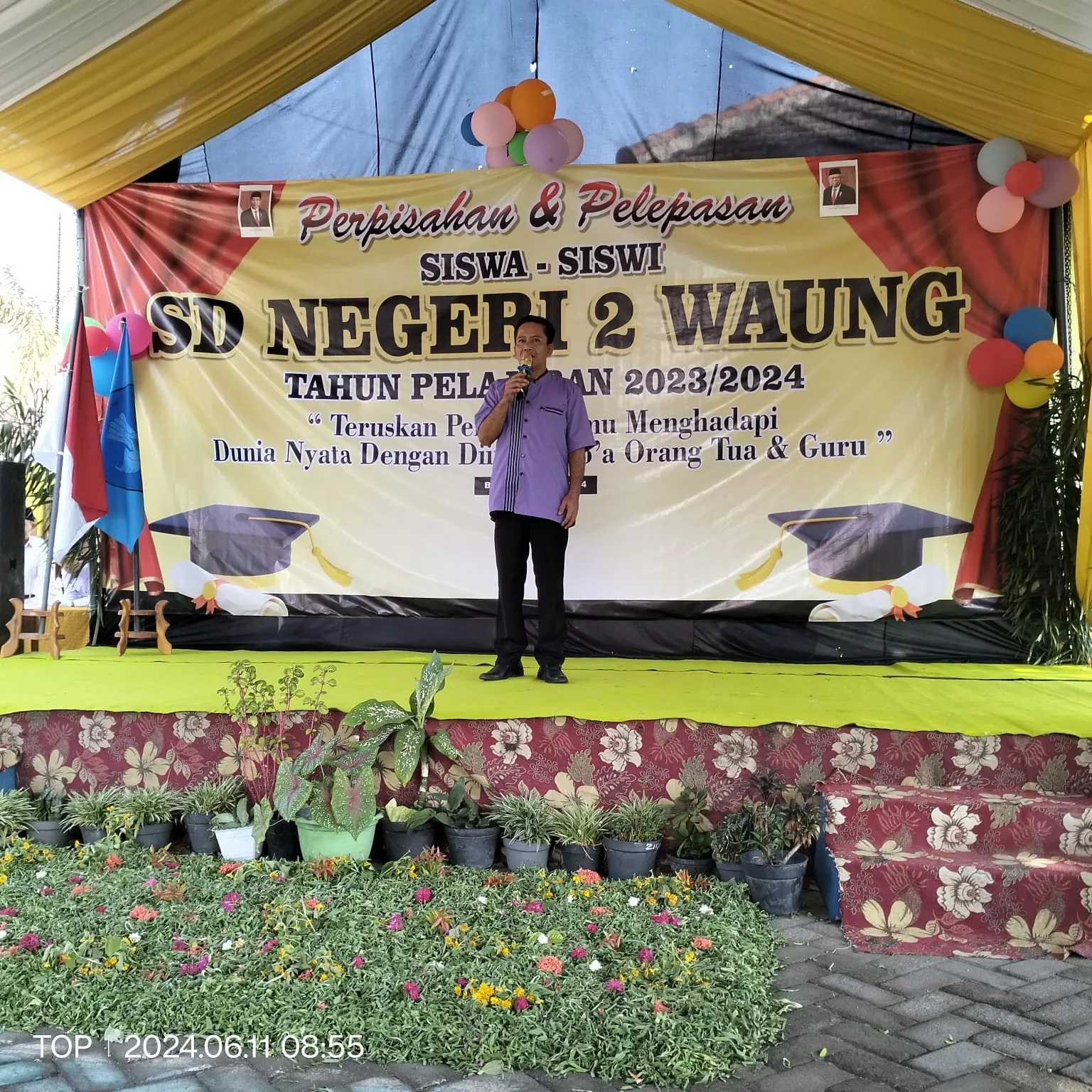 Lepas Siswa Siswi SDN 2 Waung Pesan Kepala Sekolah,Air Mata Ini Bukan Air Mata Perpisahan Tetapi Air Mata Perjuangan
