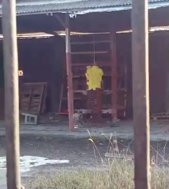 Pria Alami Depresi Bunuh Diri Tergantung di Bangunan Kosong