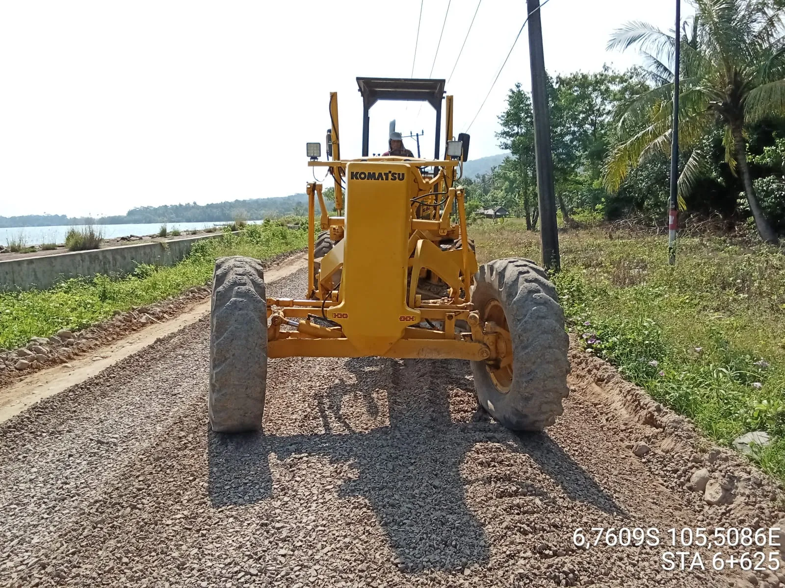 Pembangunan Ruas Jalan Sumur-Tamanjaya Warga Masyarakat Apresiasi Kinerja Kontraktor Semuanya Ditempuh Sesuai Prosedur