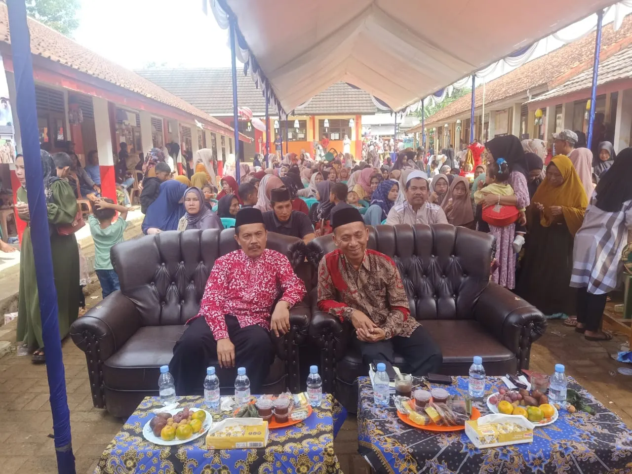 Kenaikan Kelas 1-V Pelepesan dan Kelas VI Tahun Ajaran 2023-2024 SDN Sukajadi 3 BerIangsung Meriah dan Penuh Rasa Haru