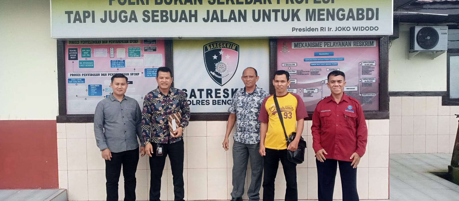 Kuasa Hukum Lulu Margiarti Membuat Pengaduan Dugaan Pencemaran Nama Baik di Polres Bengkayang