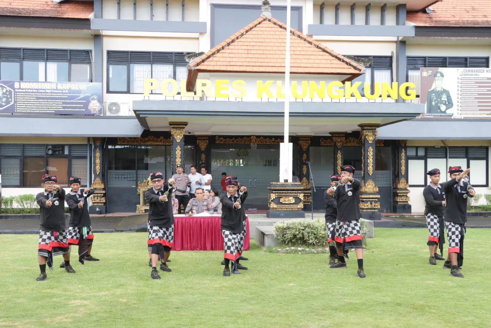 Semarak Hari Bhayangkara ke-78 Polres Klungkung Gelar Lomba Kearifan Lokal Pecalang Kamtibmas