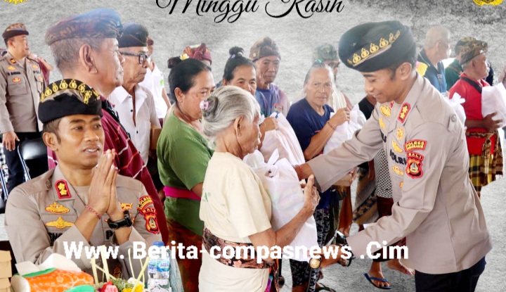 Minggu Kasih, Kapolres Karangasem serahkan Paket Sembako di Wantilan Desa adat Timbrah
