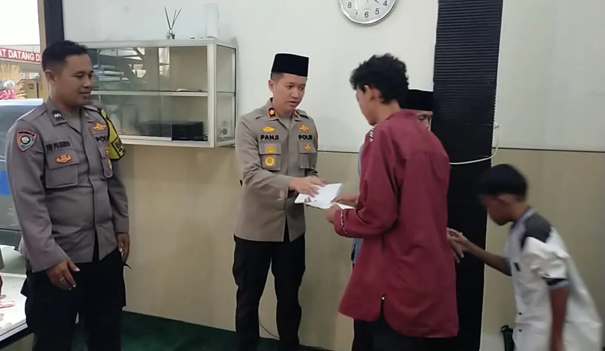 Bentuk Kepedulian Kepada Masyarakat, Polsek Cakung Gelar Santunan dan Doa Bersama