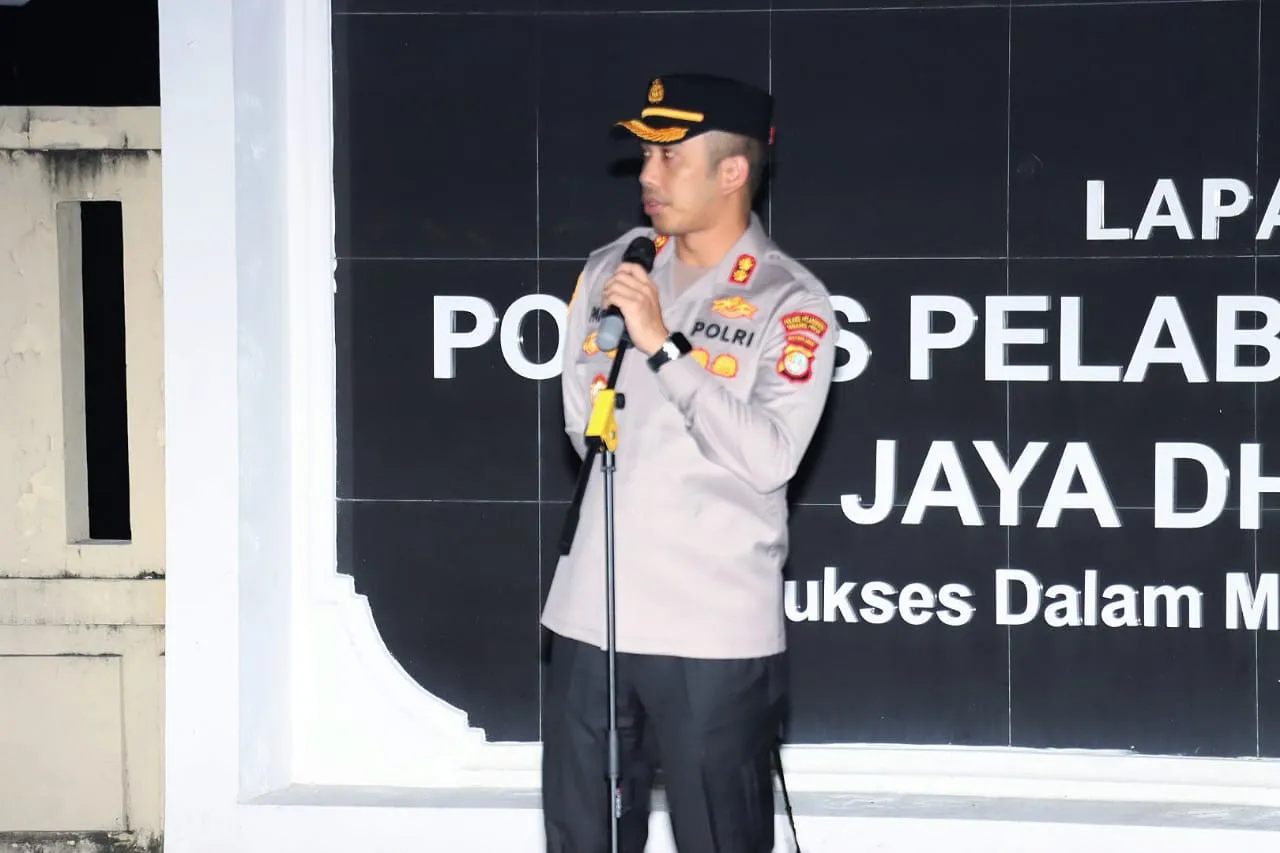 Kapolres Pelabuhan Tanjung Priok Pimpin Patroli Skala Besar