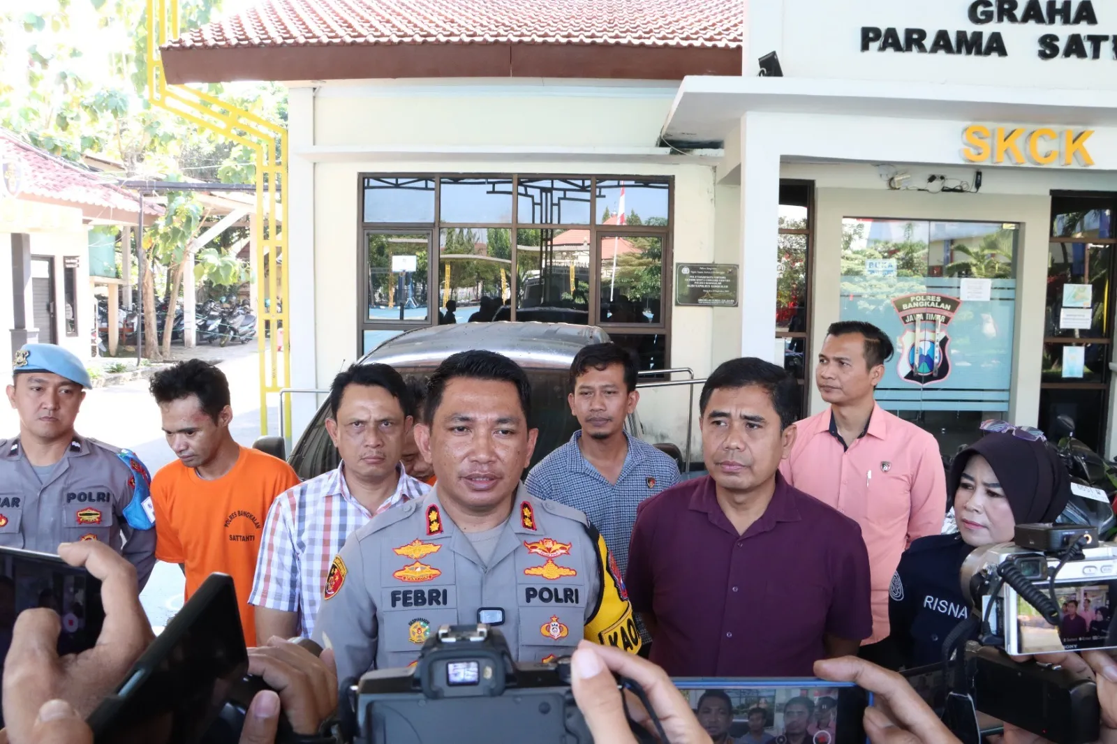 Modus Pesan Via Grab, Dua Orang Pelaku Pencurian Sekaligus Penggelapan Berhasil Diringkus Satreskrim Polres Bangkalan