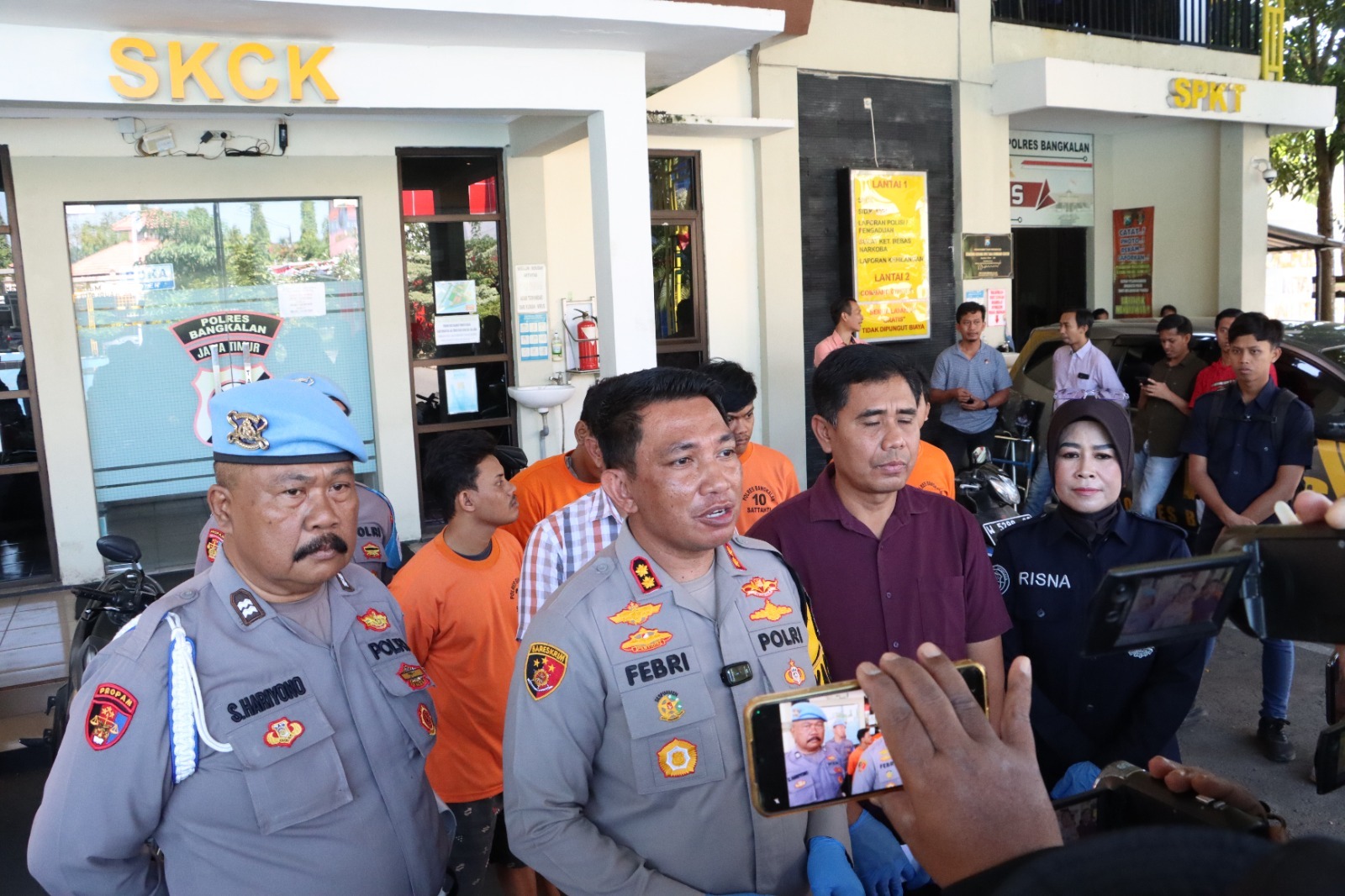 Komplotan Maling Motor di Kantor dan Pertokoan Dibekuk Satreskrim Polres Bangkalan 