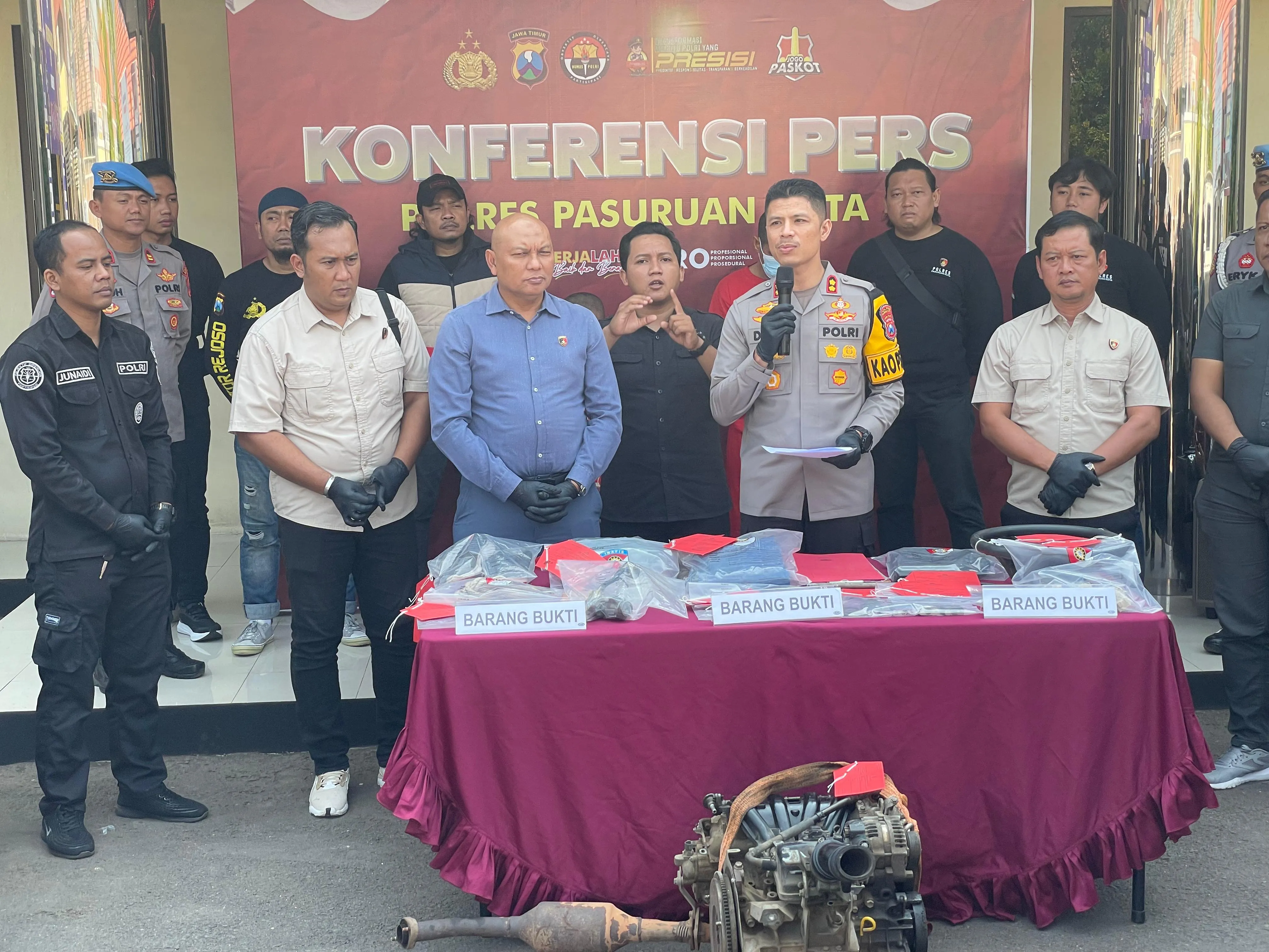 Satreskrim Polres Pasuruan Kota Berhasil Ungkap Pelaku Pencurian Mobil Pickup