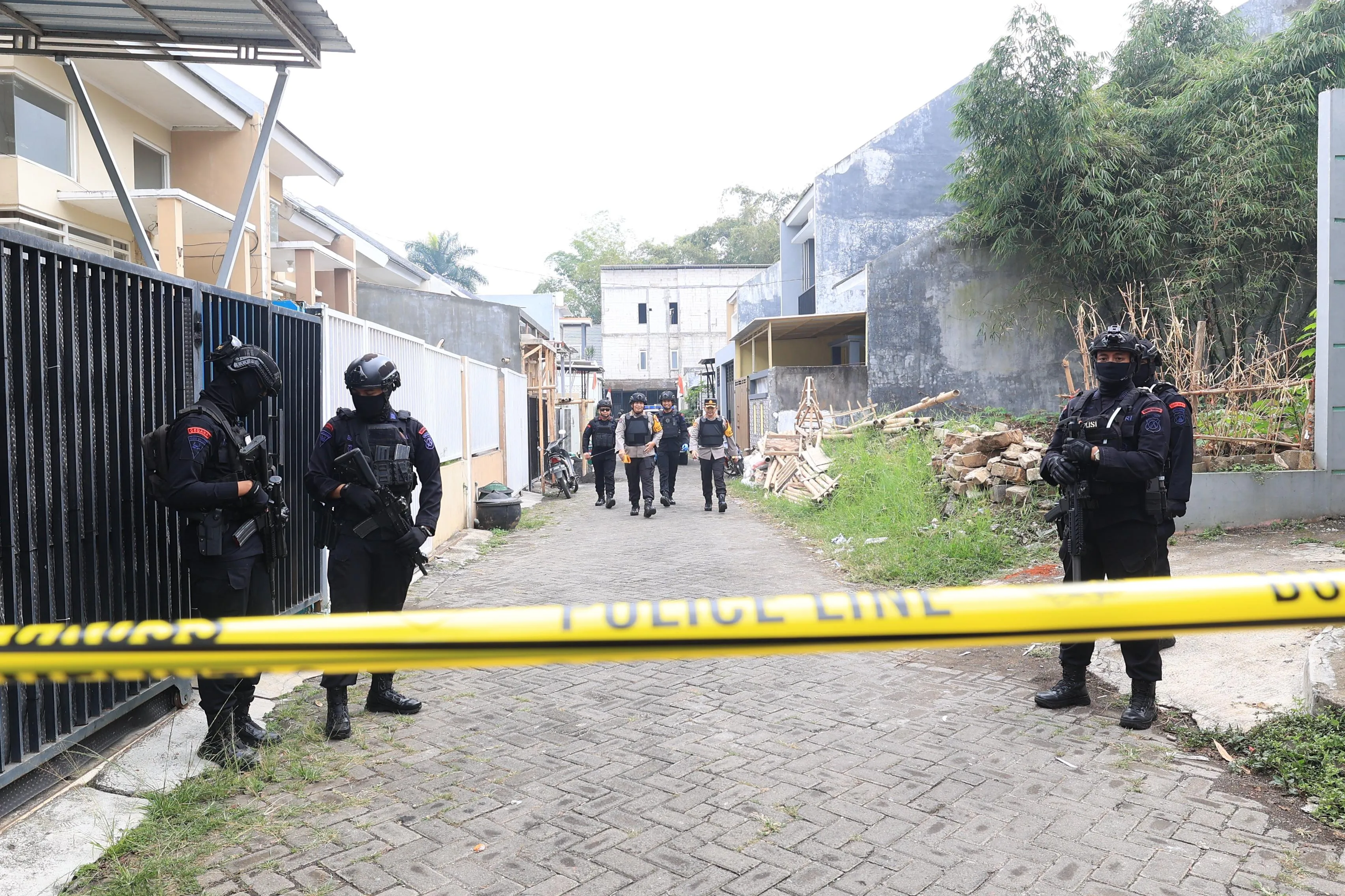 Polri Tangkap "Calon Pengantin" Bom Bunuh Diri di Batu Malang
