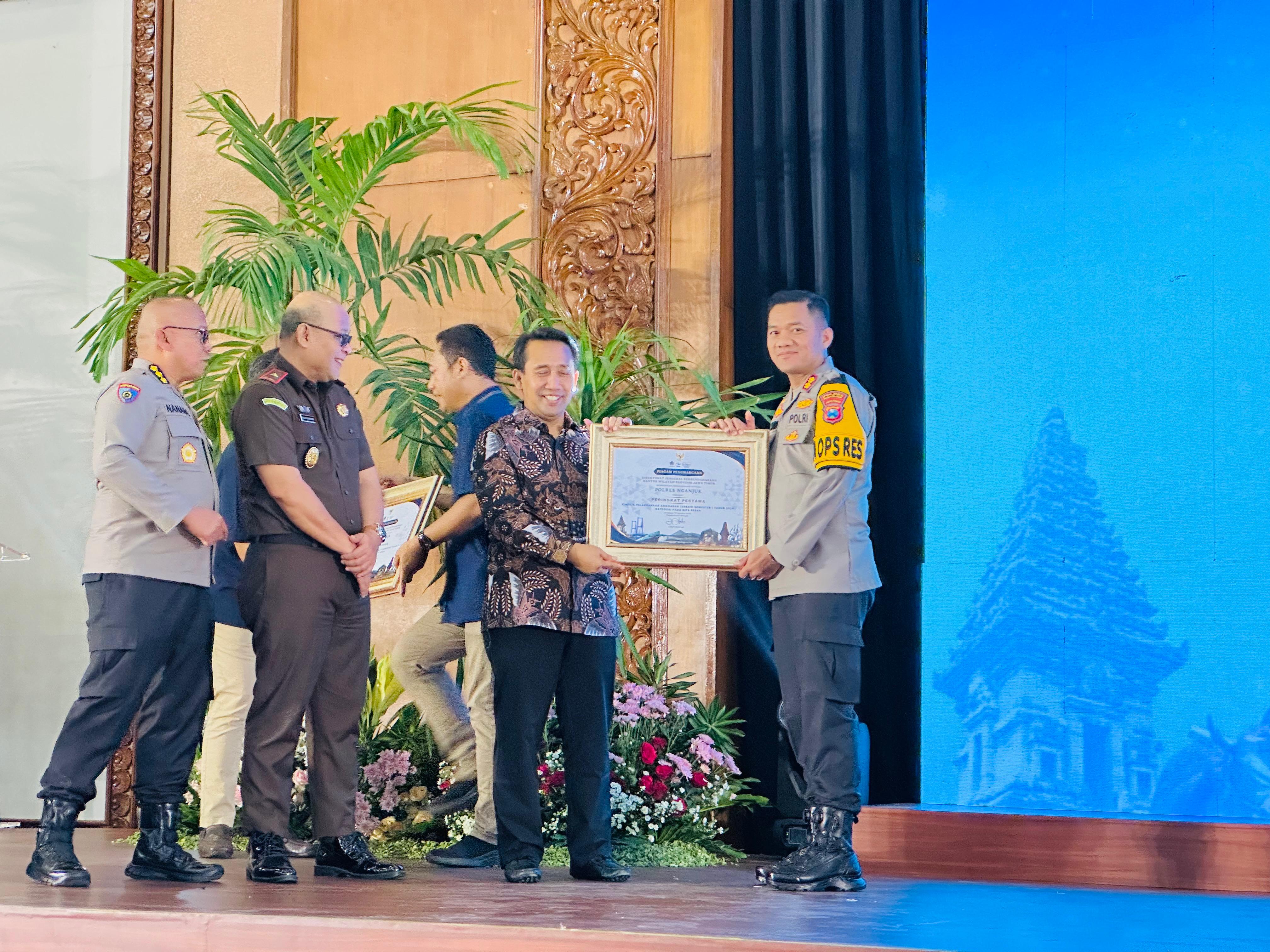 Polres Nganjuk Raih Peringkat Pertama Kinerja Pelaksanaan Anggaran Terbaik Semester 1 Tahun 2024