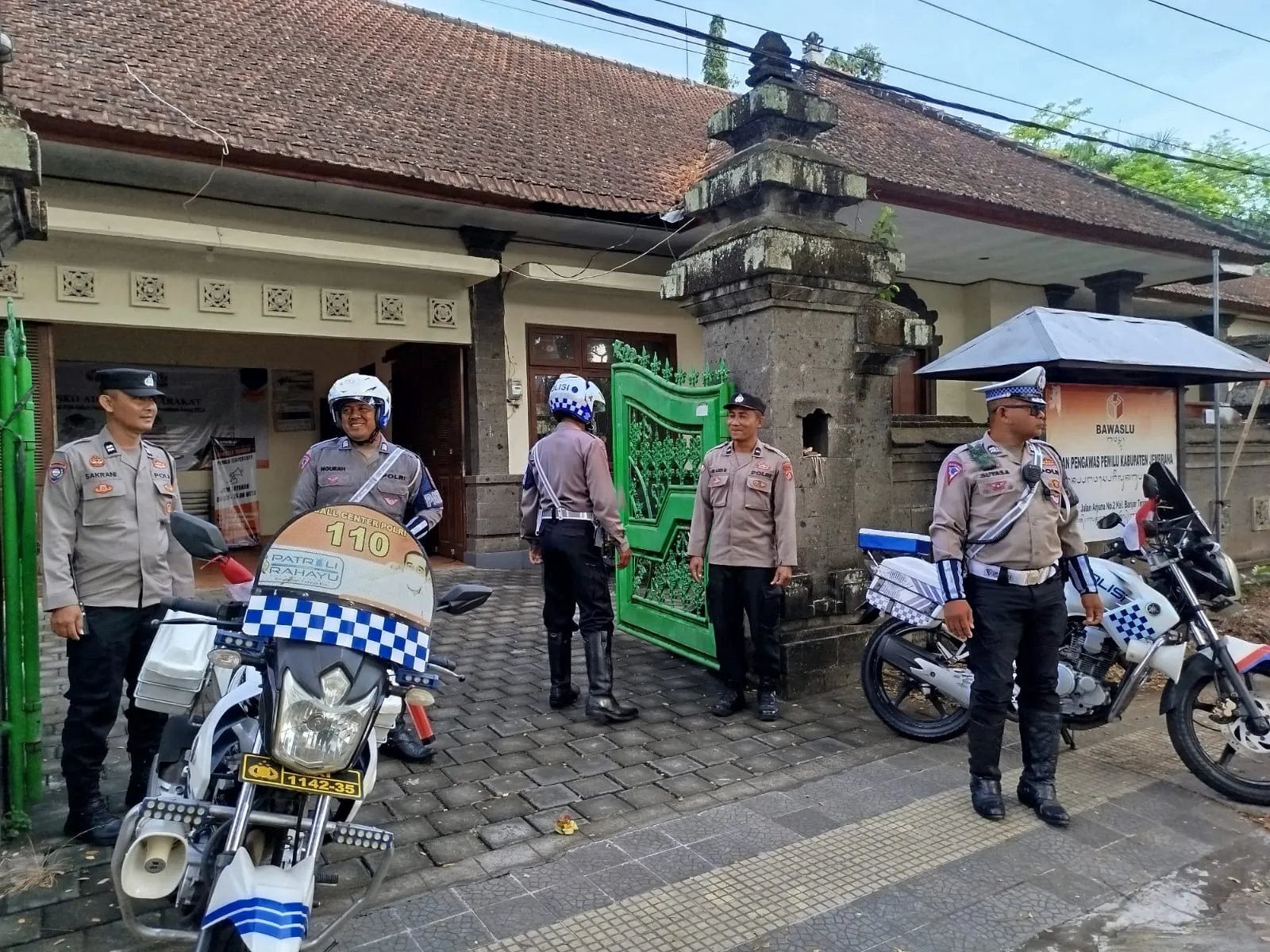 Satgas Kamseltibcar Lantas Polres Jembrana Laksanakan Patroli di Komplek Perkantoran