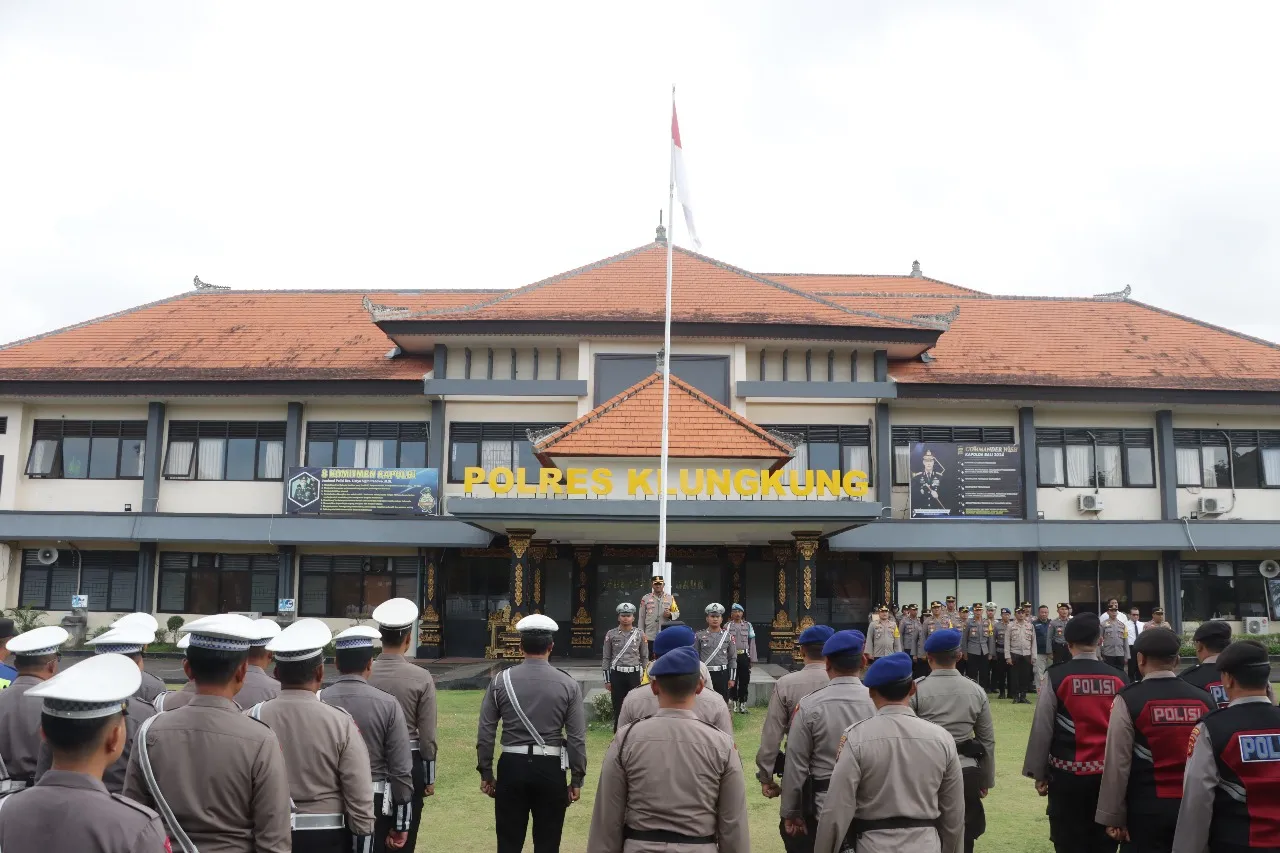 Jam Pimpinan Polres Klungkung Kapolres Tekankan Netralitas