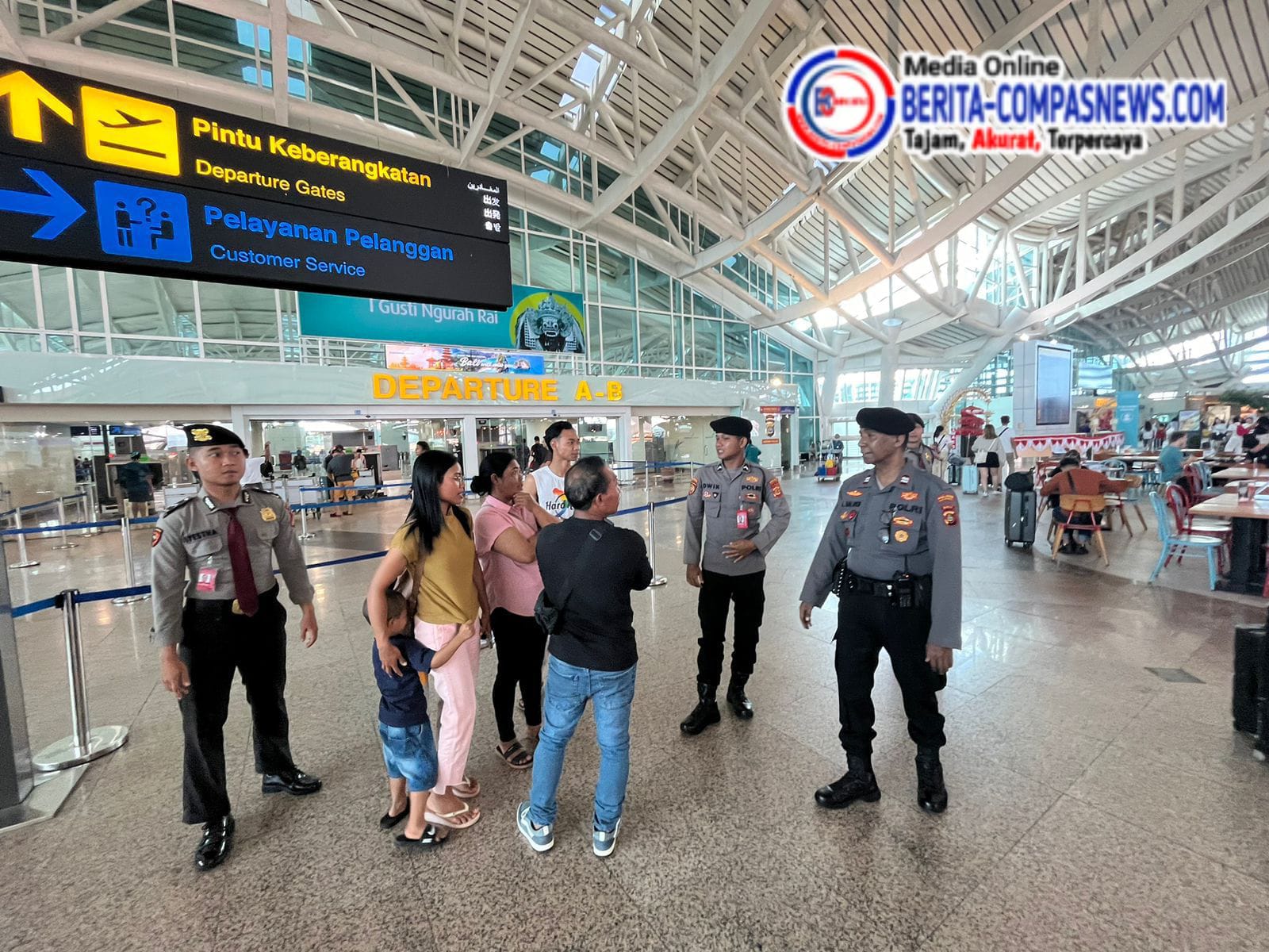 Polres Bandara Ngurah Rai Gelar Patroli Seputaran Terminal International Ciptakan Situasi Kondusif