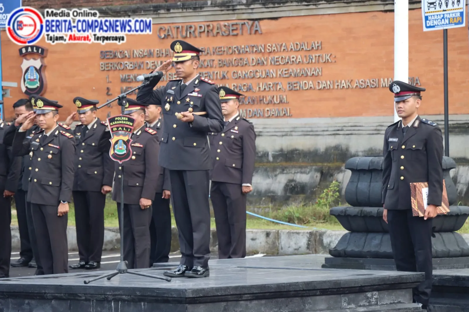 Pimpin Upacara Kesaktian Pancasila, Kapolres Karangasem Tekankan Pentingnya Nilai-nilai Pancasila