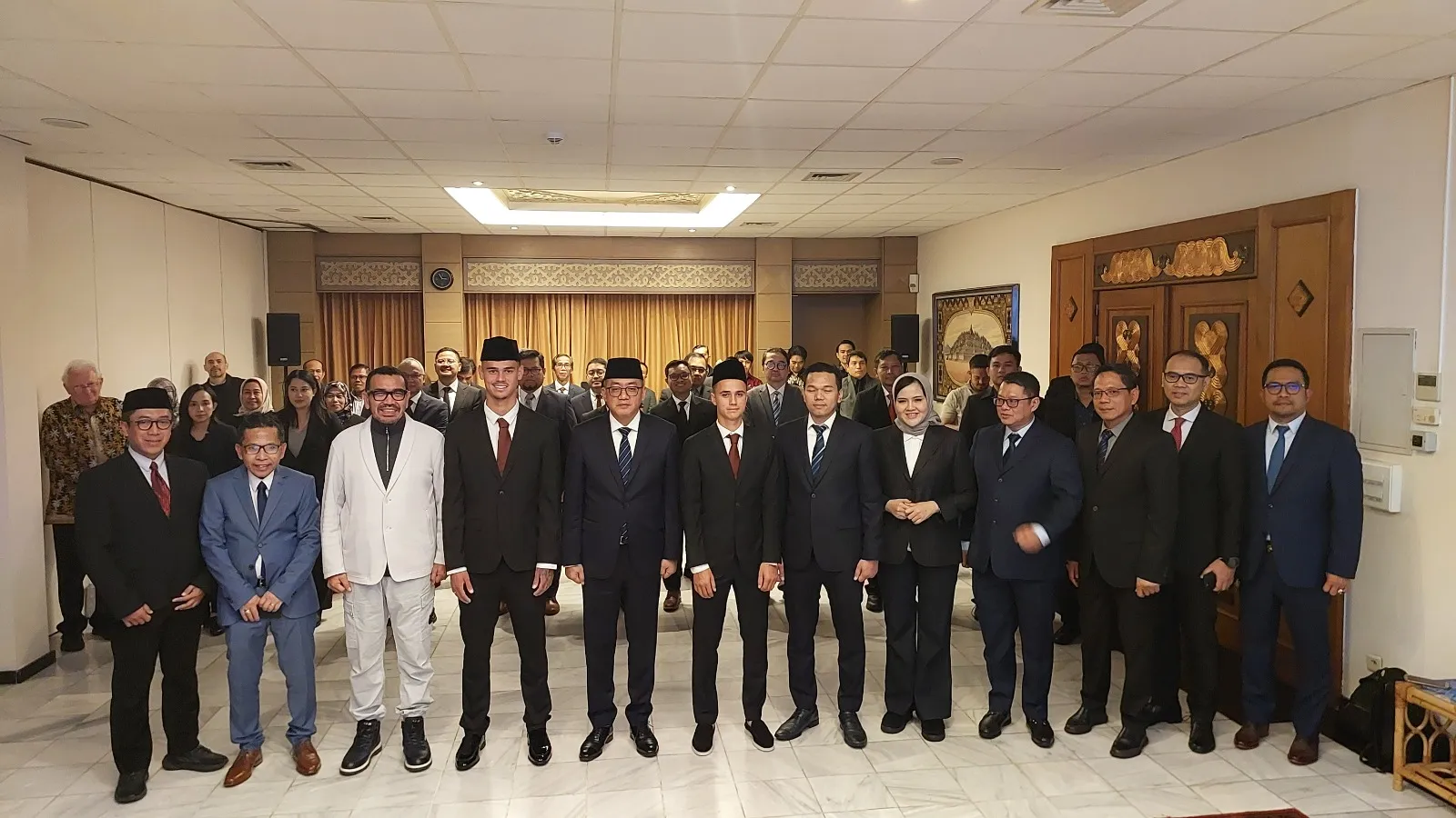 Hilgers dan Reijners Resmi Jadi WNI, Timnas Semakin Kuat di Kualifikasi Piala Dunia 2026