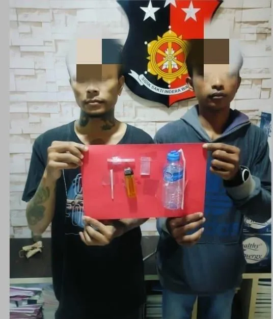 Polsek Krembangan Amankan Dua Pria di Sawah Pulo SR Saat Asyik Nyabu Dalam Kamar