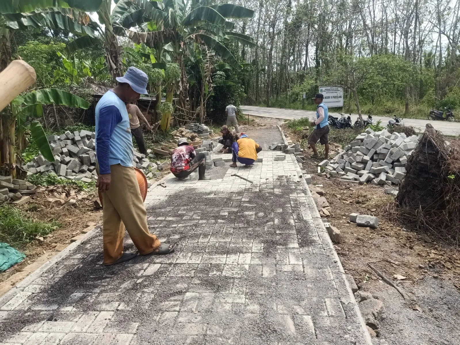 Proyek Tanpa Informasi di Kecamatan Cikeusik Menimbulkan Pertanyaan