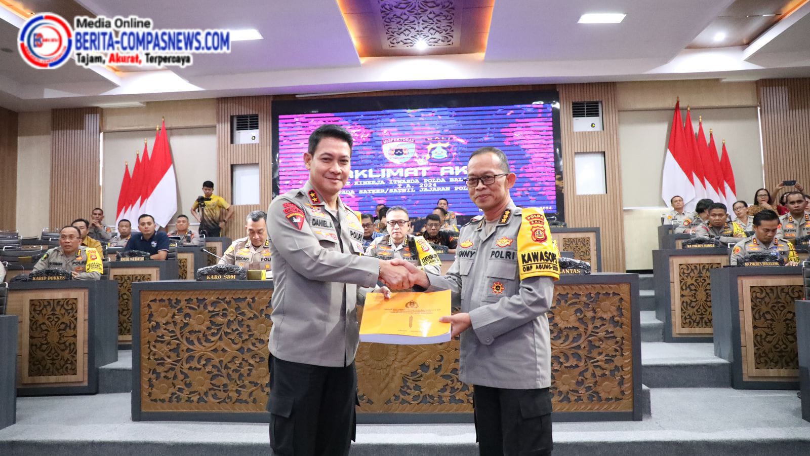 Kapolda Bali Tutup Taklimat Akhir Audit Kinerja Itwasda Polda Bali Tahap II T.A. 2024