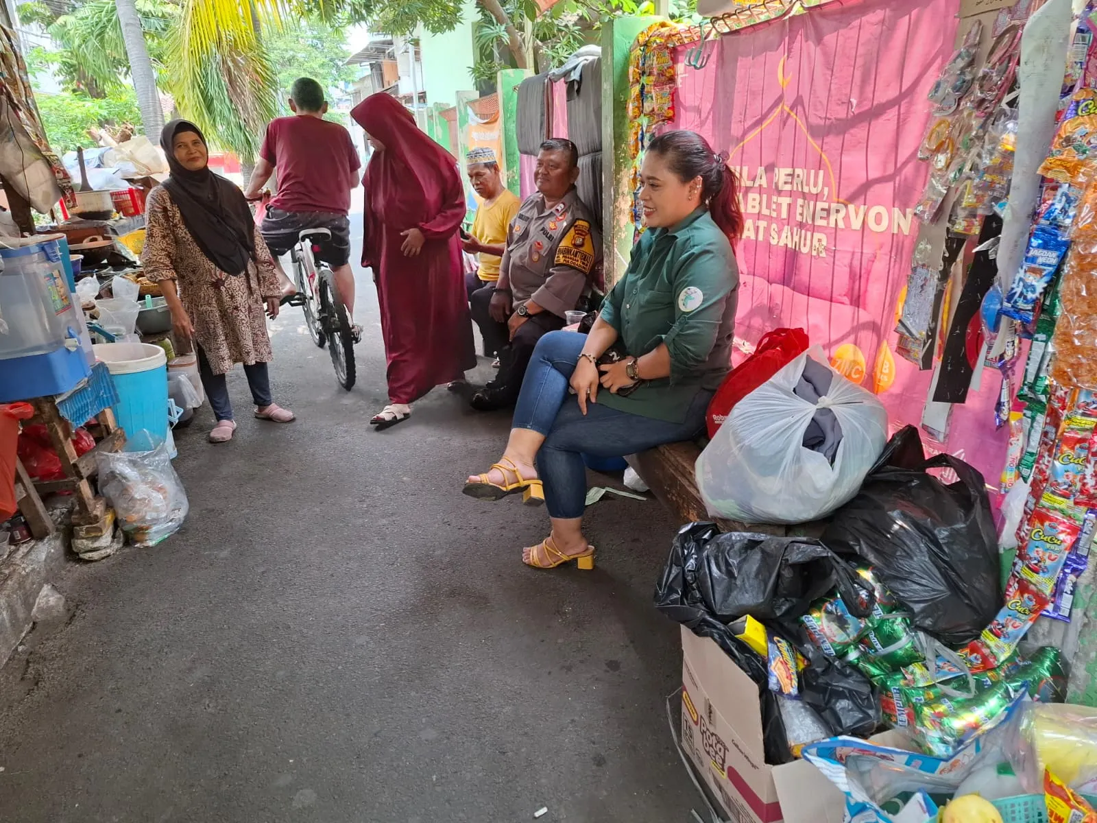 Cooling System di Pisangan Timur, Binmas Polsek Pulogadung Sampaikan Pesan Bahaya Tawuran Dilingkungannya