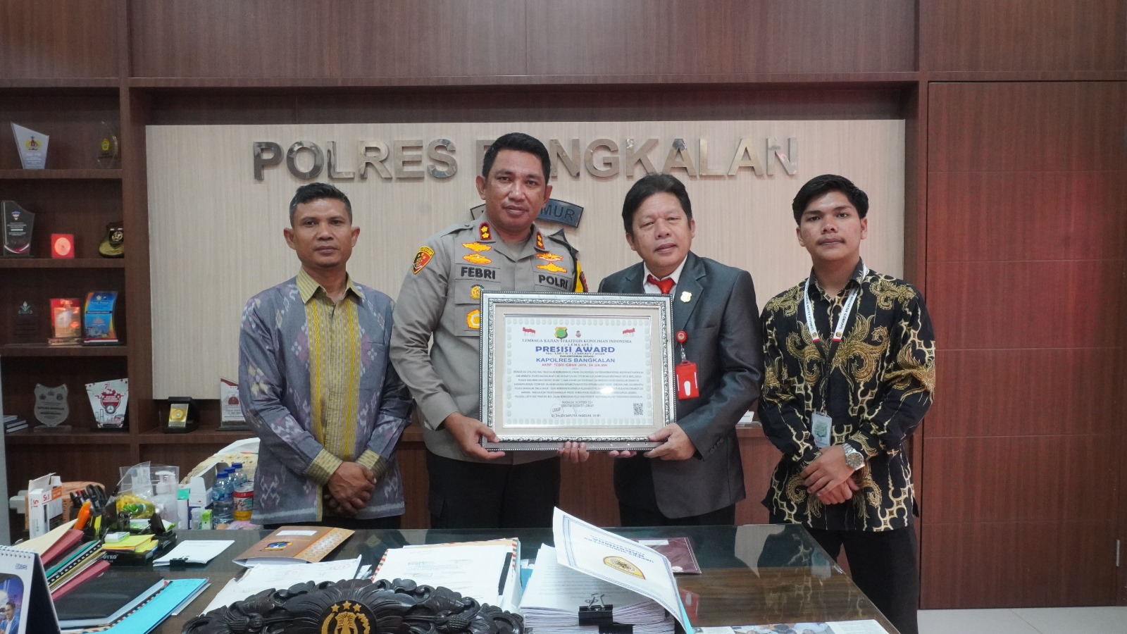 Nilai Kinerja Kepolisian, Lemkapi Berikan Apresiasi Presisi Award Kepada Kapolres Bangkalan
