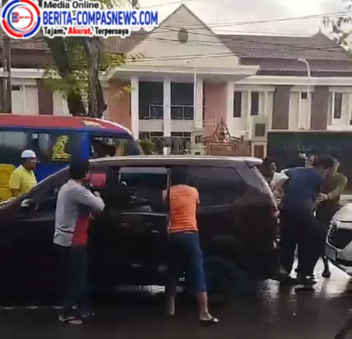 Bikin Geger Pengguna Jalan, Penangkapan Diduga Pelaku Narkoba di Tengah Jalan Kota
