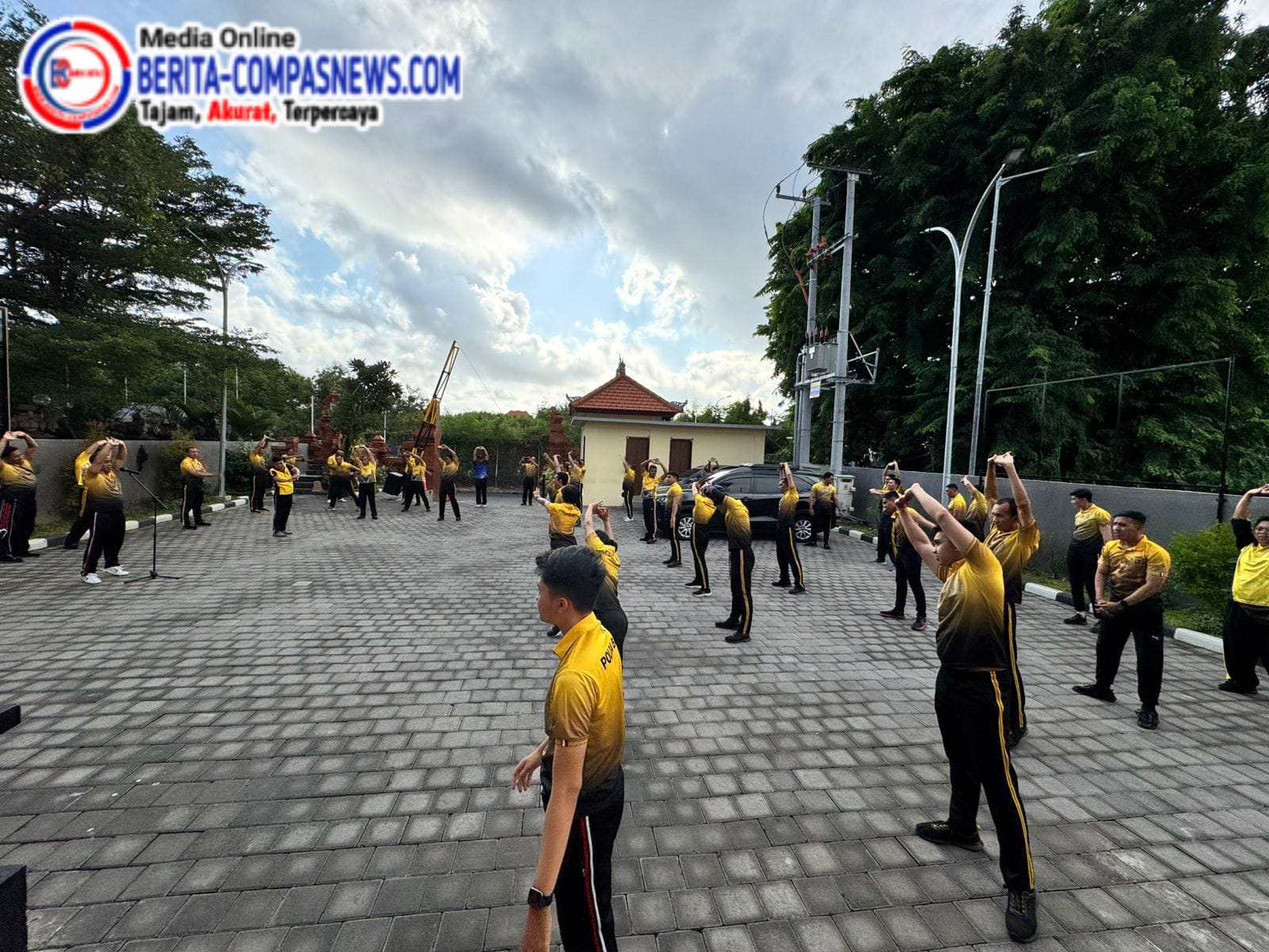 Kegiatan Olahraga Jalan Santai Polres Bandara I Gusti Ngurah Rai