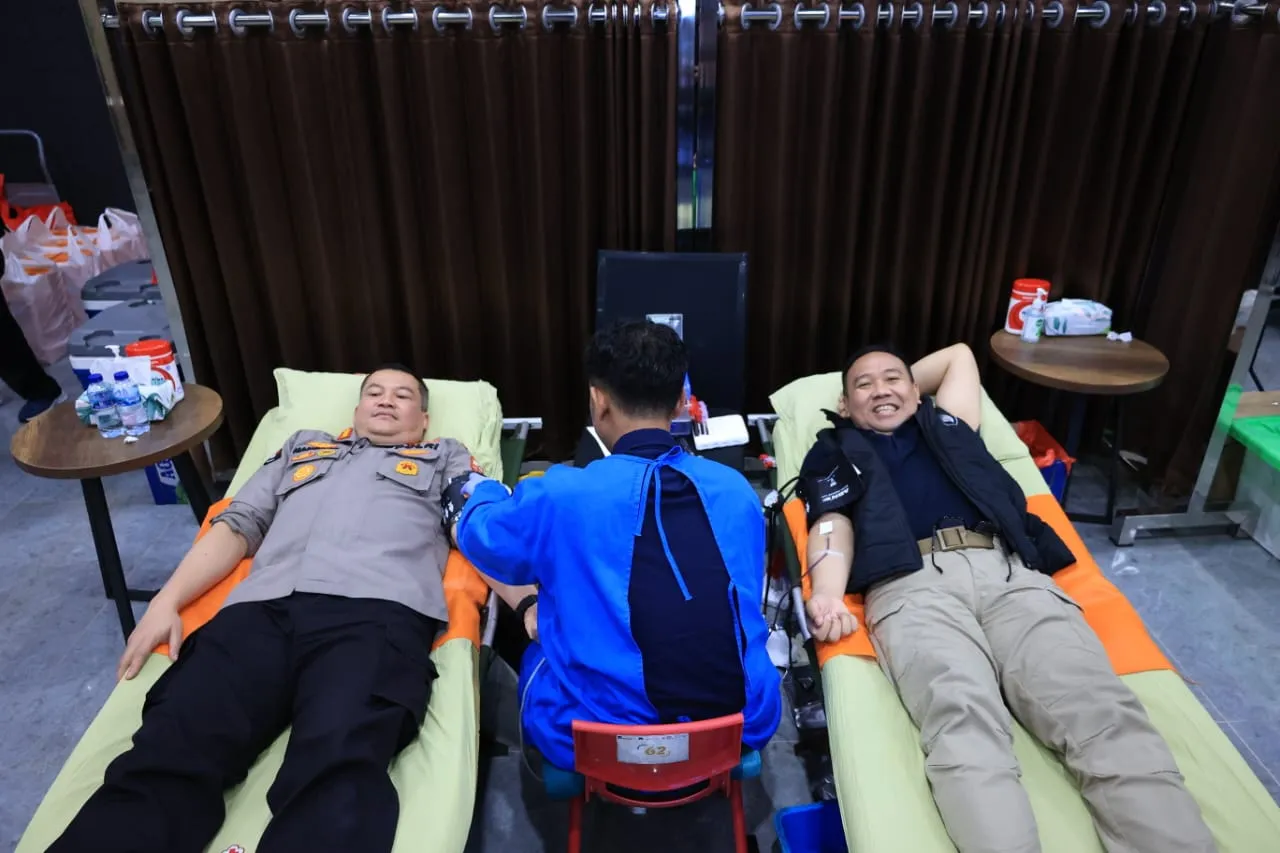 Hari Jadi Humas Polri ke-73, Divhumas Polri Gelar Donor Darah Bersama Media