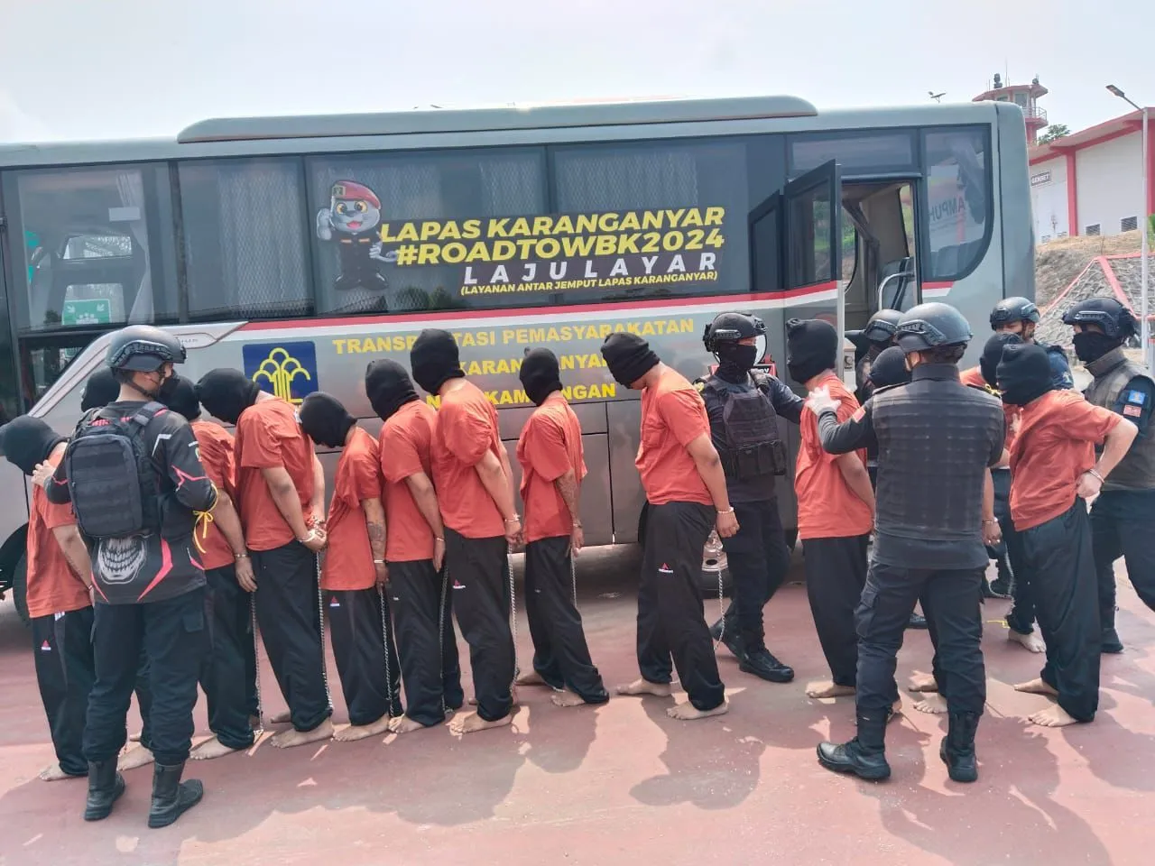 Wujudkan Program Akselerasi Menteri Imigrasi dan Pemasyarakatan, Ditjenpas Lakukan Pemindahan 88 Narapidana Tahap II ke Nusakambangan