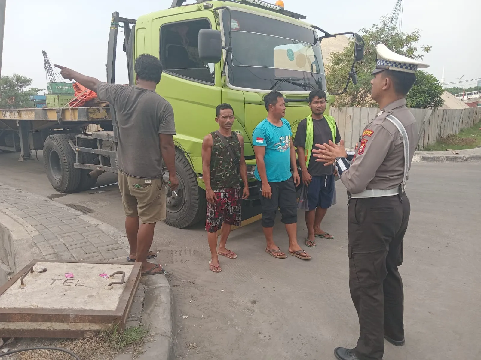 Unit Lantas Berikan Imbauan Kamseltibcarlantas dan Pilkada Damai Serta Cegah Tawuran