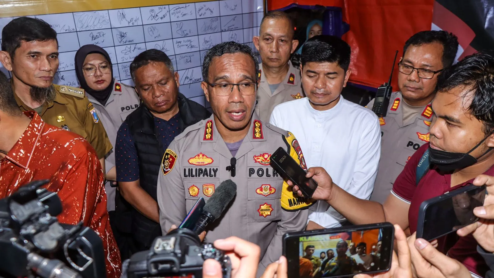 Forkopimko Jakarta Timur Gelar Silaturahmi Dan Deklarasi Damai Di Lokasi Tawuran Kebon Singkong.