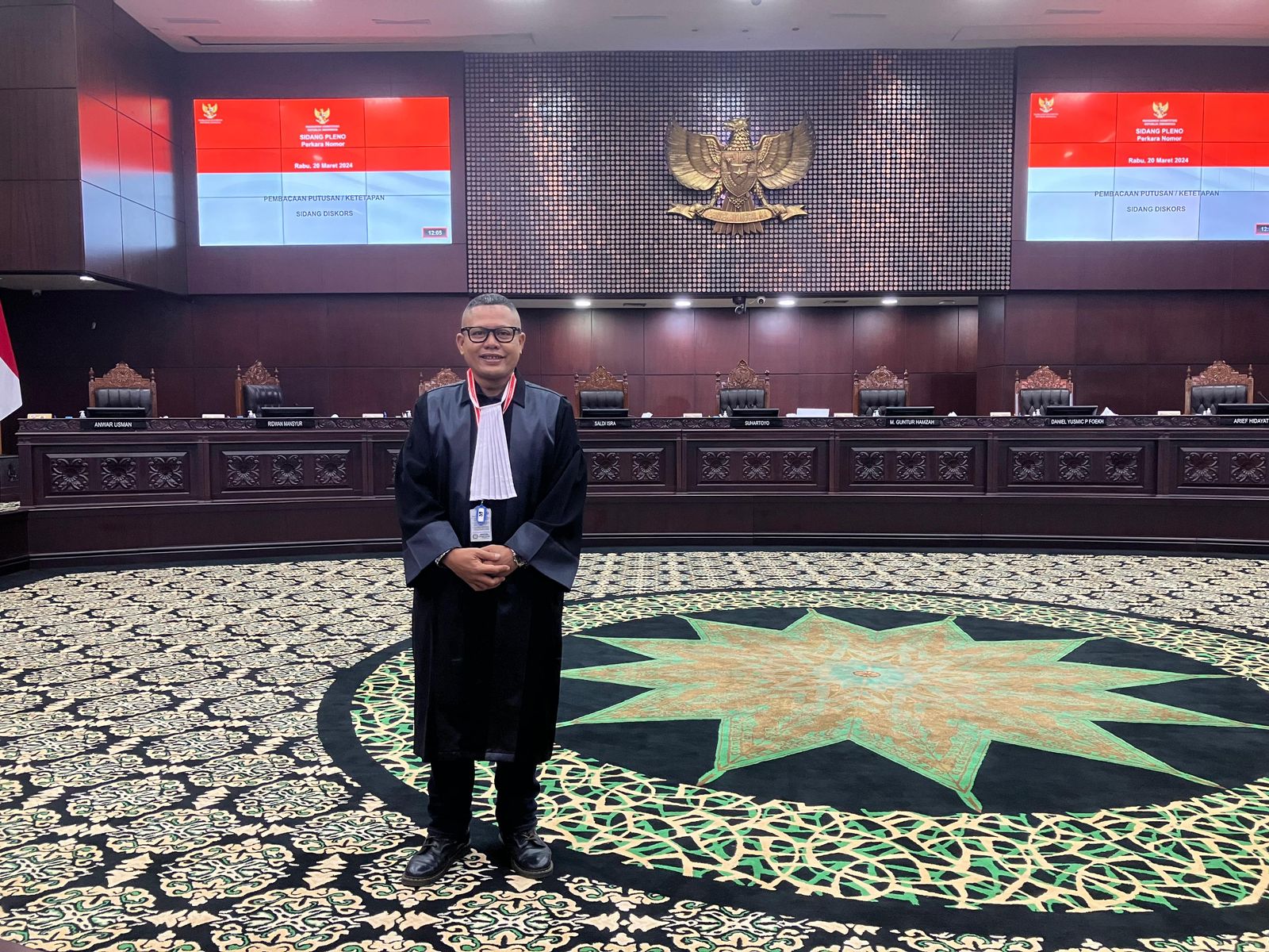 Terdakwa Penyalahgunaan Narkotika Golongan l Dalam Bentuk Tanaman Jenis Ganja Bagi Diri Sendiri Mengajukan Uji Materiil Pasal 143 Ayat 2 KUHAP ke Mahkamah Konst