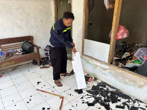 Polsek Burneh Telah Mengidentifikasi Pelaku Perusakan Kaca Jendela Rumah dan Pelemparan Tinja Yaitu Merupakan Suami Korban Sendiri