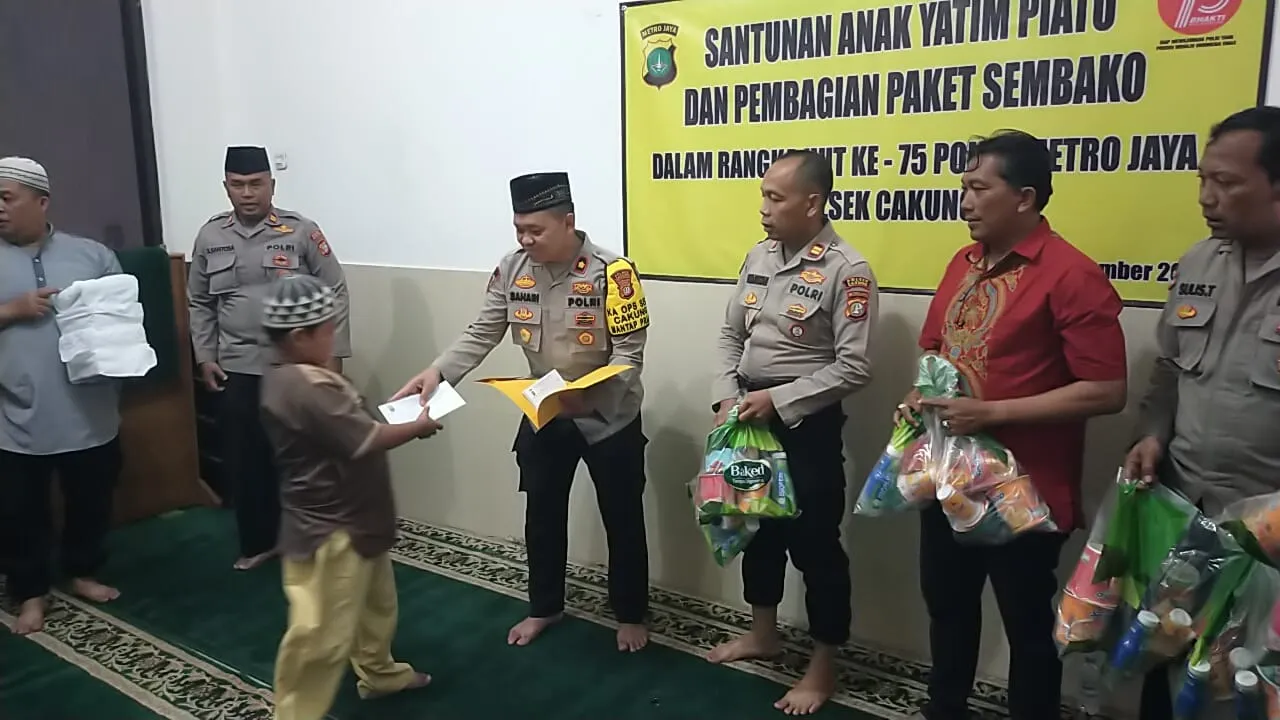 Sambut HUT Polda Metro Jaya ke 75, Polsek Cakung Gelar Santunan Anak Yatim.