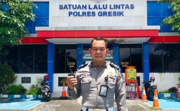 Mengenang Mendiang Aiptu Jailani, Polisi Humanis, Jujur dan Tegas Anggota Polres Gresik Yang Tilang Istrinya