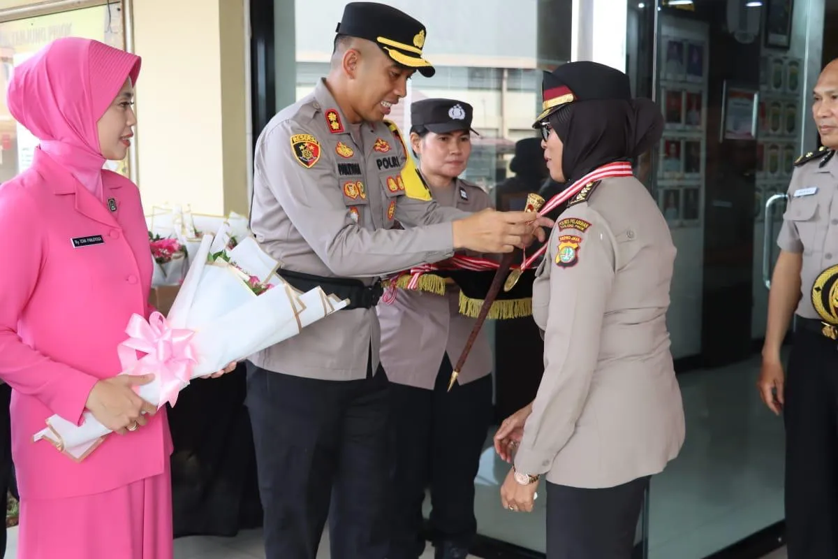Wisuda Purna Bakti Personel Dan PNS Polres Pelabuhan Tanjung Priok