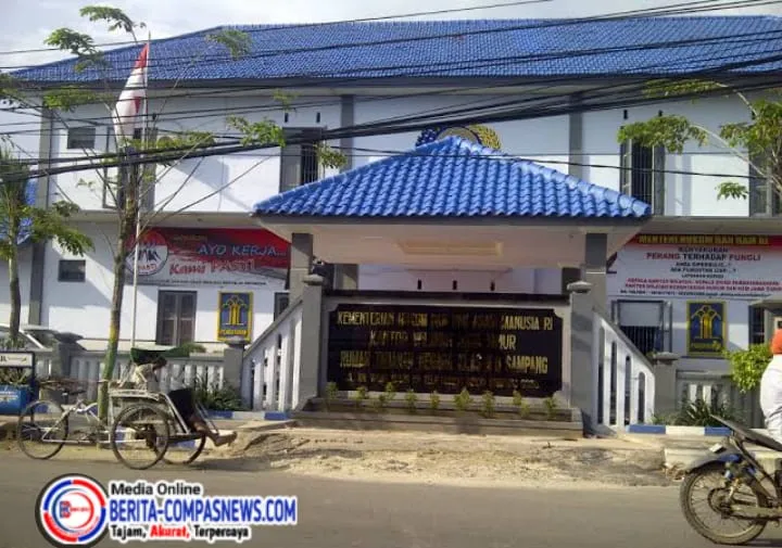 Rutan Kelas II B Sampang Mutasi 10 Narapidana ke Lapas Pamekasan