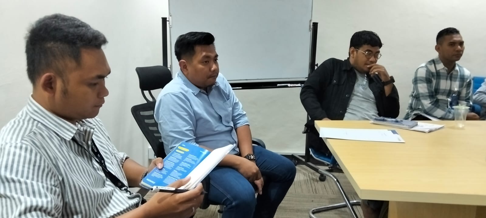 Miris Ulah Oknum Pengembang Nakal, Akses Jalan Masuk Perumahan Araya Village Ditutup, Warga Perumahan Resah