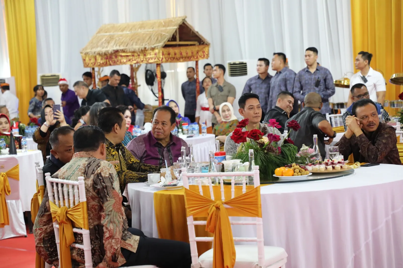 Pererat Silaturahmi Ditengah Keberagaman Agama, Kapolda Bali Adakan Open House Hari Raya Natal