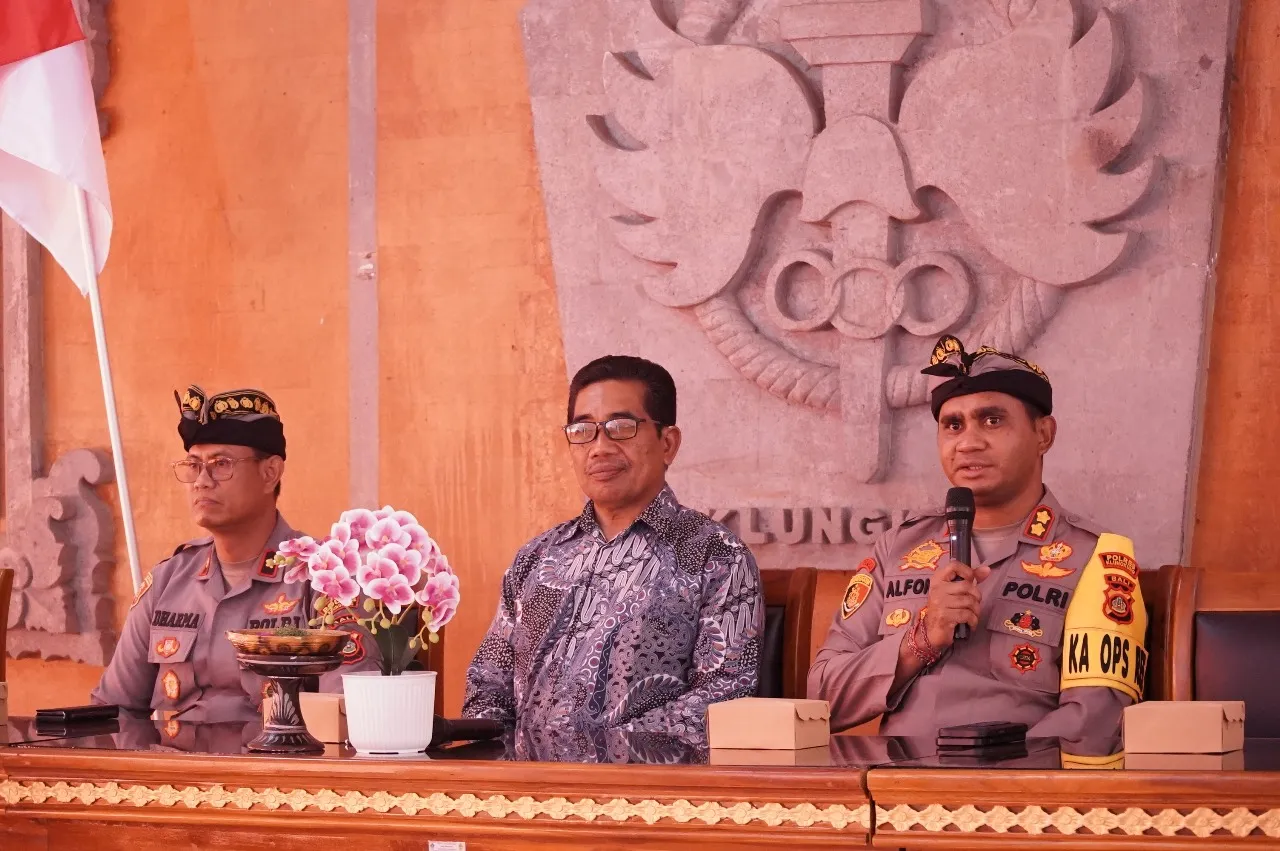 Dengar Curhatan Polres Klungkung Gelar Jumat Curhat di SMK N 1 Klungkung