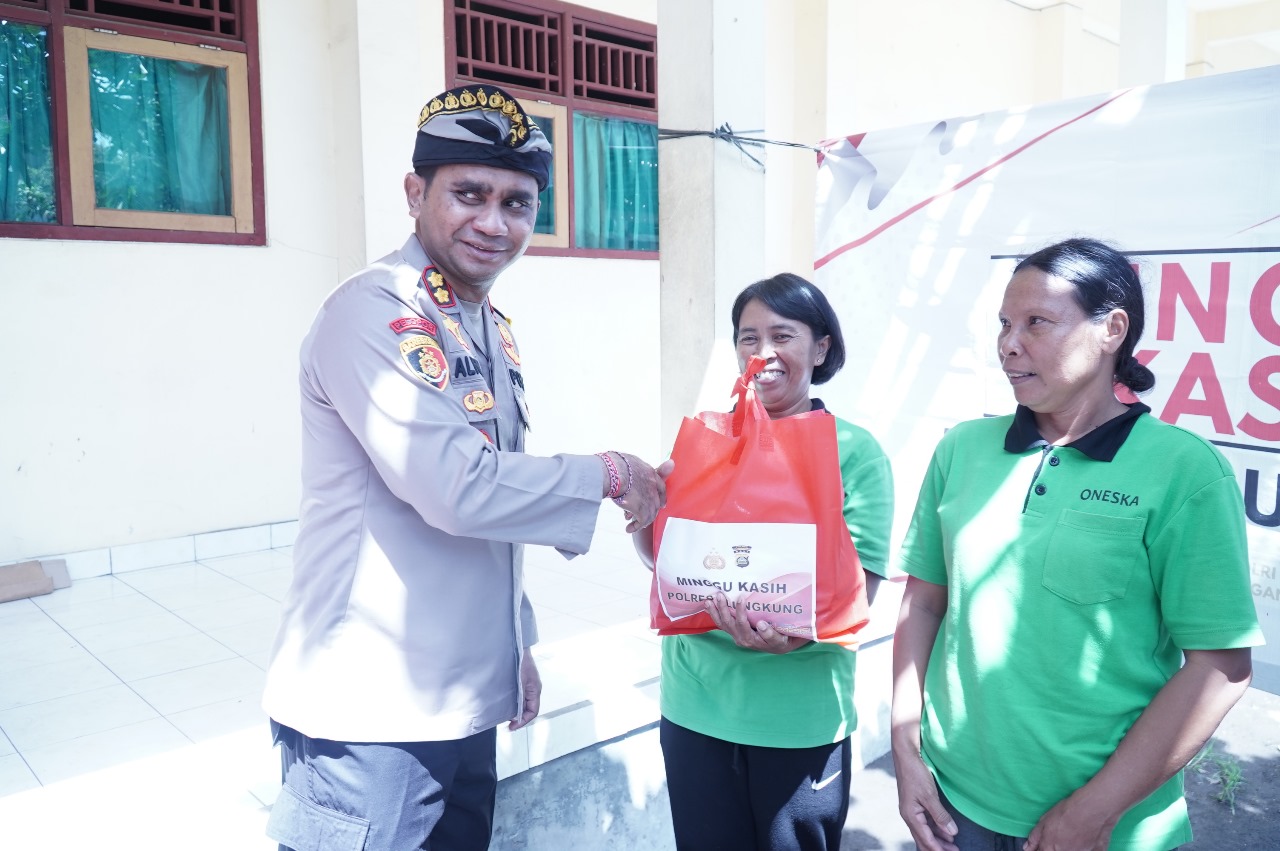 Polres Klungkung Gelar Minggu Kasih di SMK Negeri 1 Klungkung